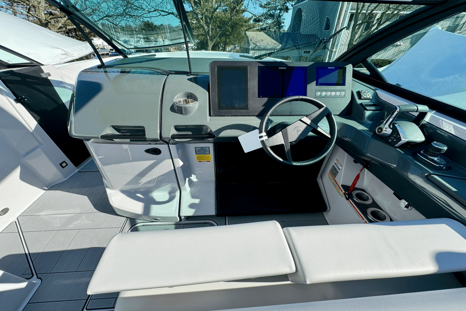 2024 Aviara AV32 Outboard Image Thumbnail #22