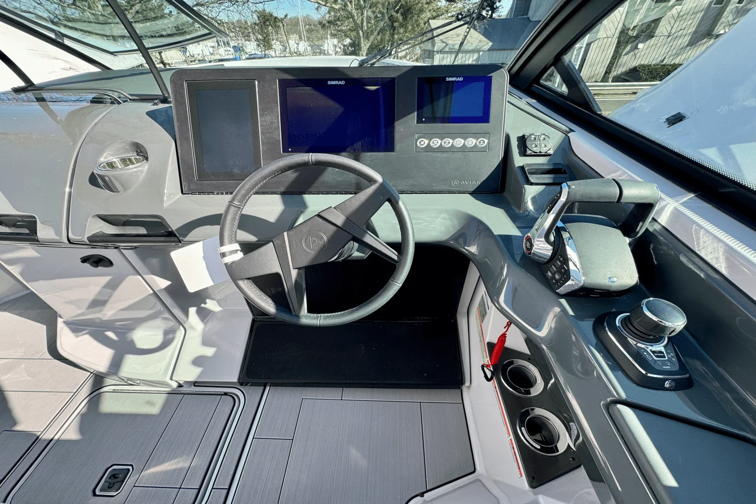 2024 Aviara AV32 Outboard Image Thumbnail #24