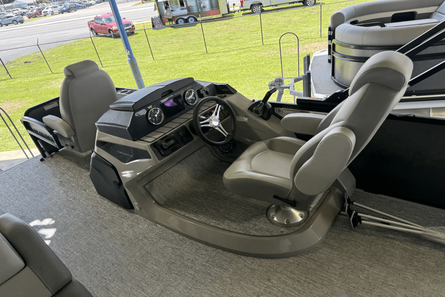 2024 Premier 210 Sunsation Image Thumbnail #8