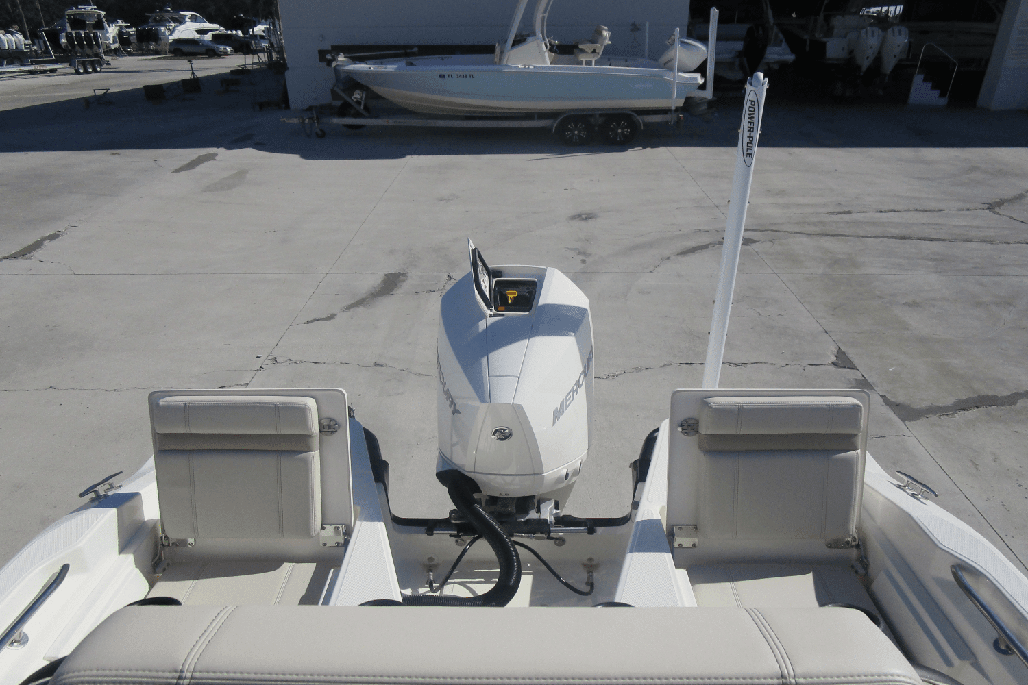 2025 Boston Whaler 220 Dauntless Image Thumbnail #22