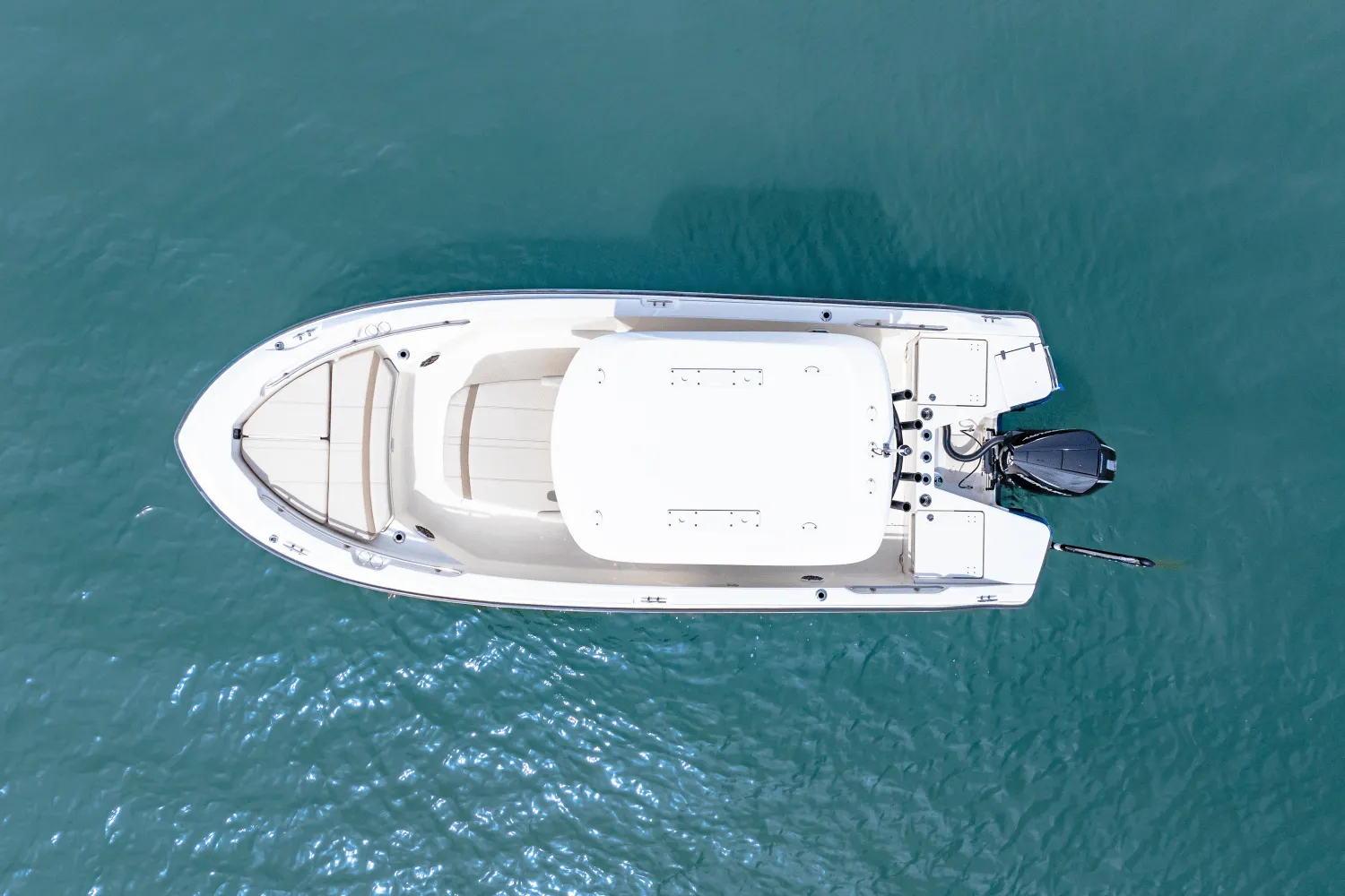 2025 Boston Whaler 220 Dauntless Image Thumbnail #6