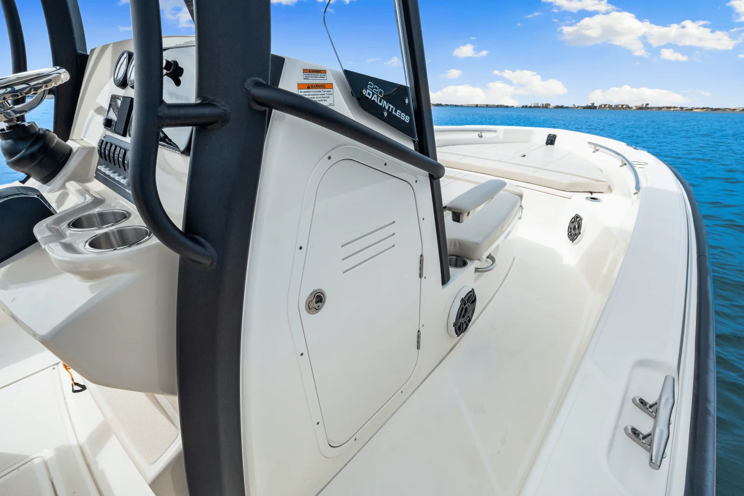 2025 Boston Whaler 220 Dauntless Image Thumbnail #41