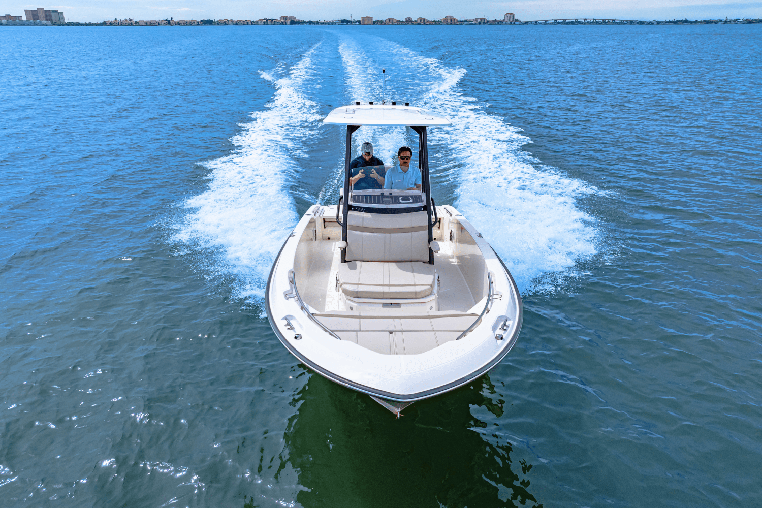 2025 Boston Whaler 220 Dauntless Image Thumbnail #22
