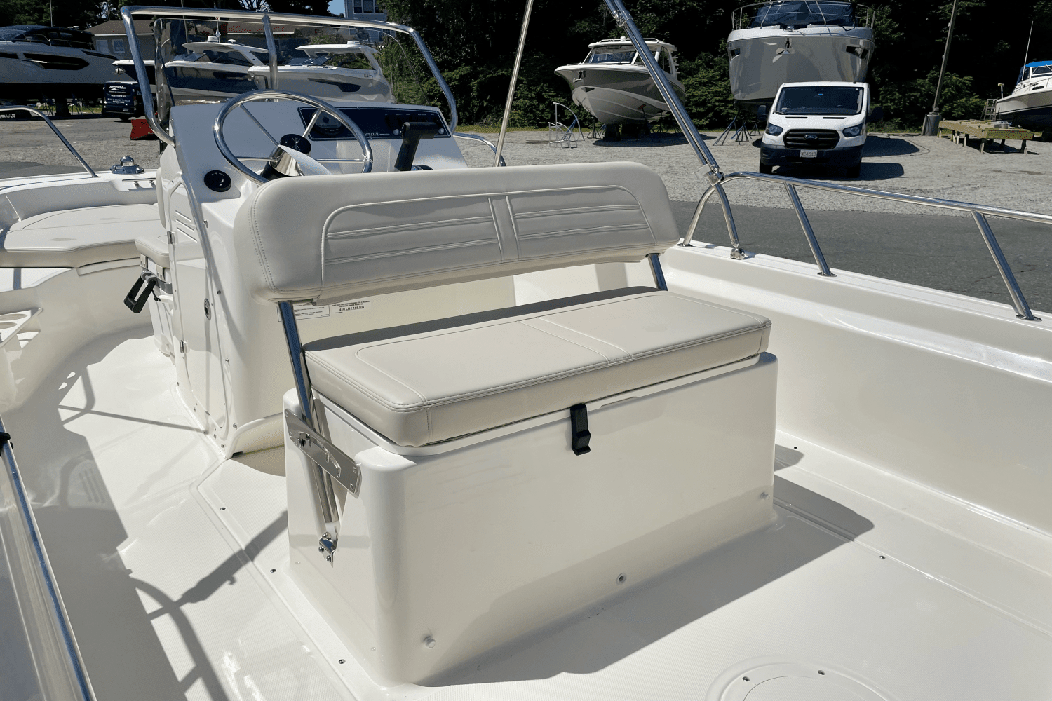 2024 Boston Whaler 170 Montauk Image Thumbnail #5