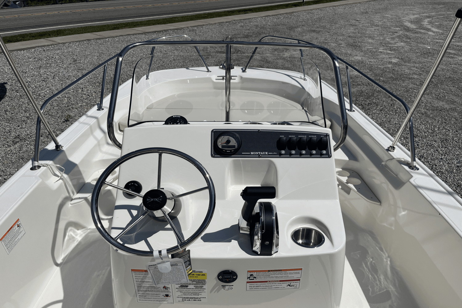 2024 Boston Whaler 170 Montauk Image Thumbnail #6