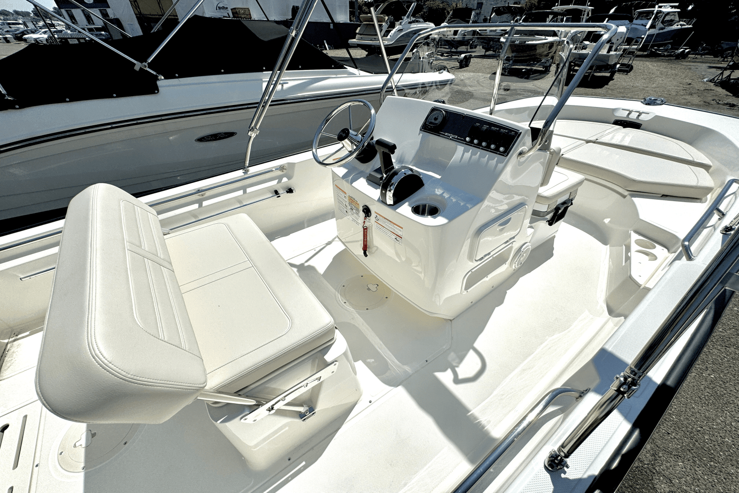 2024 Boston Whaler 170 Montauk Image Thumbnail #30