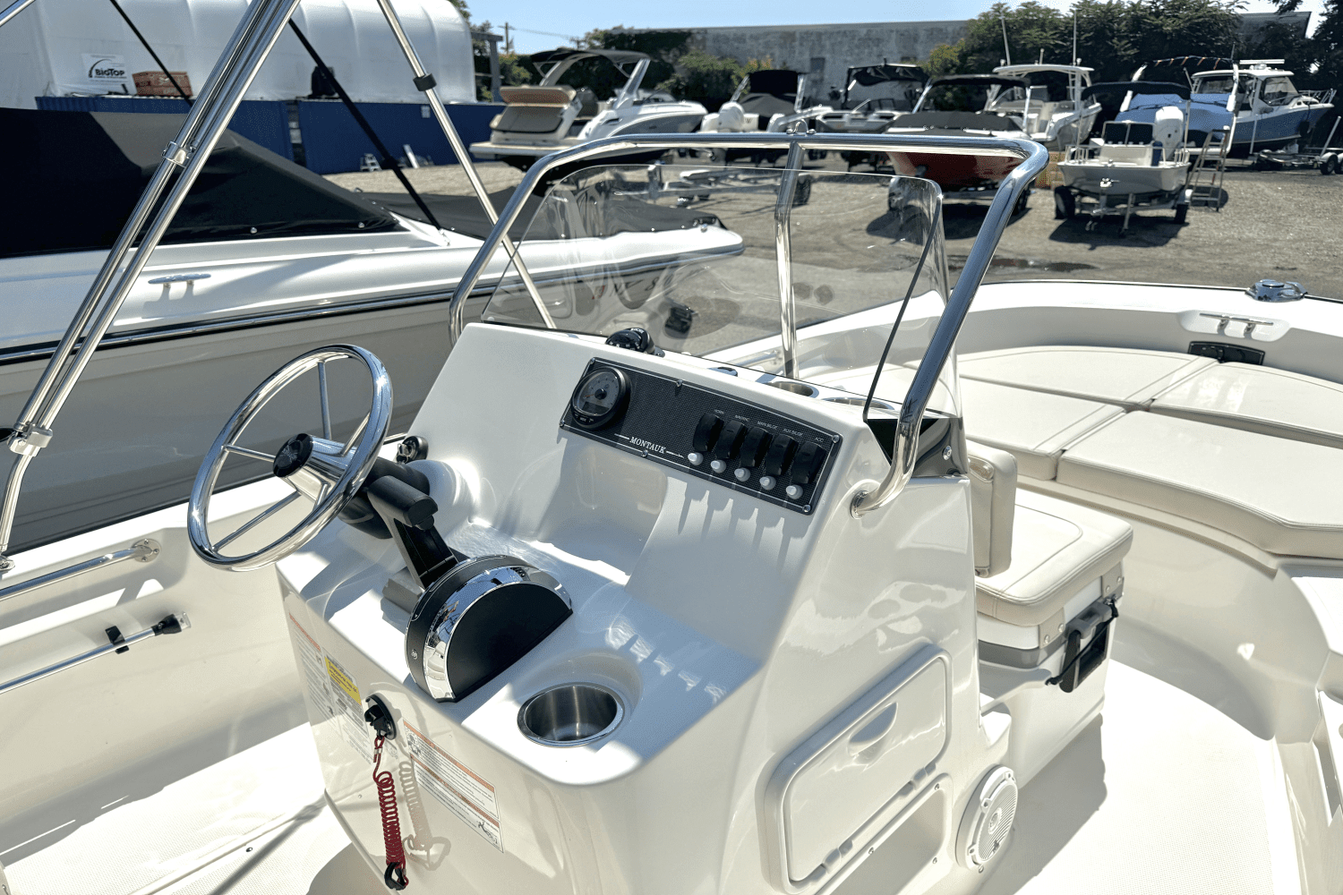 2024 Boston Whaler 170 Montauk Image Thumbnail #21