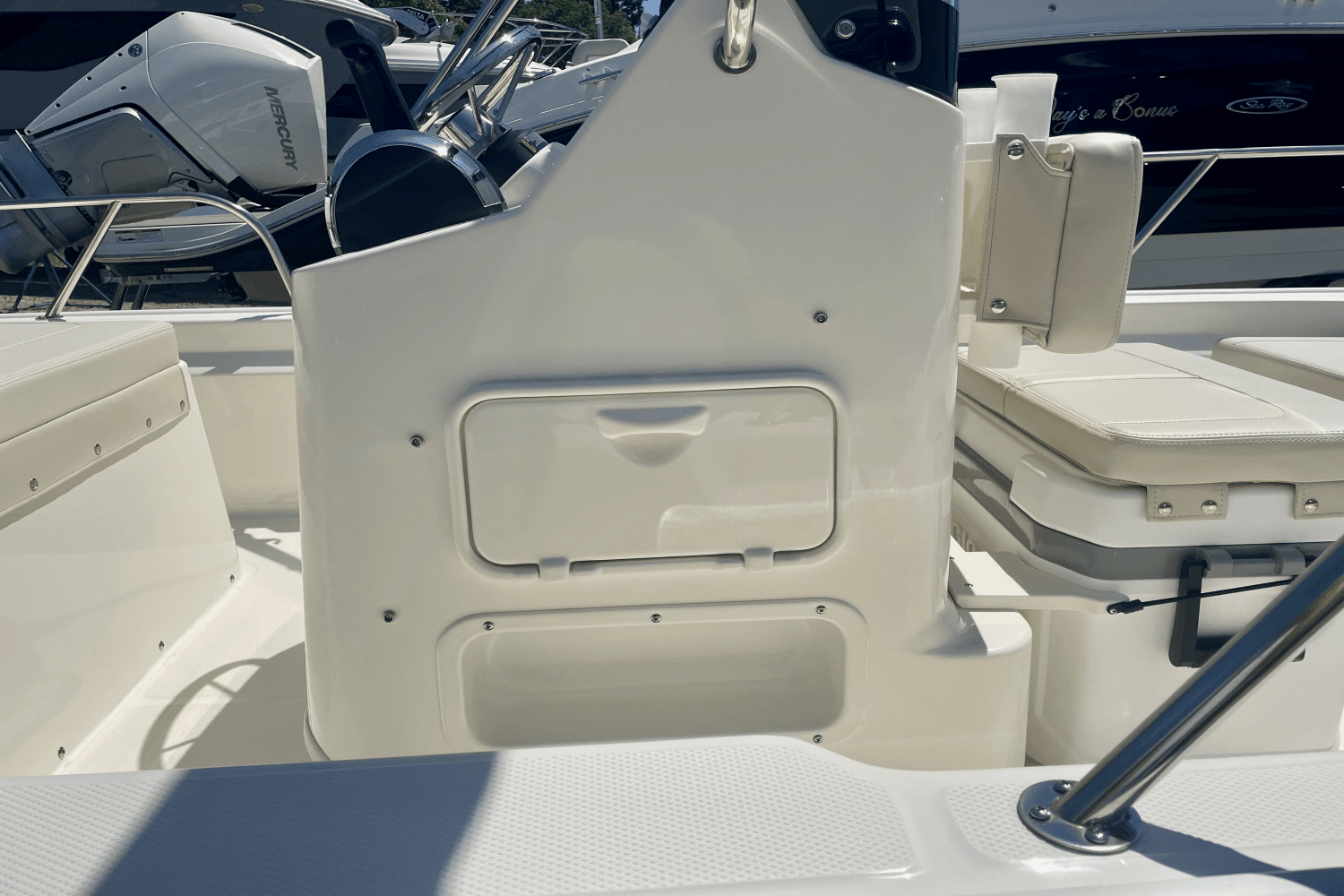 2024 Boston Whaler 150 Montauk Image Thumbnail #8