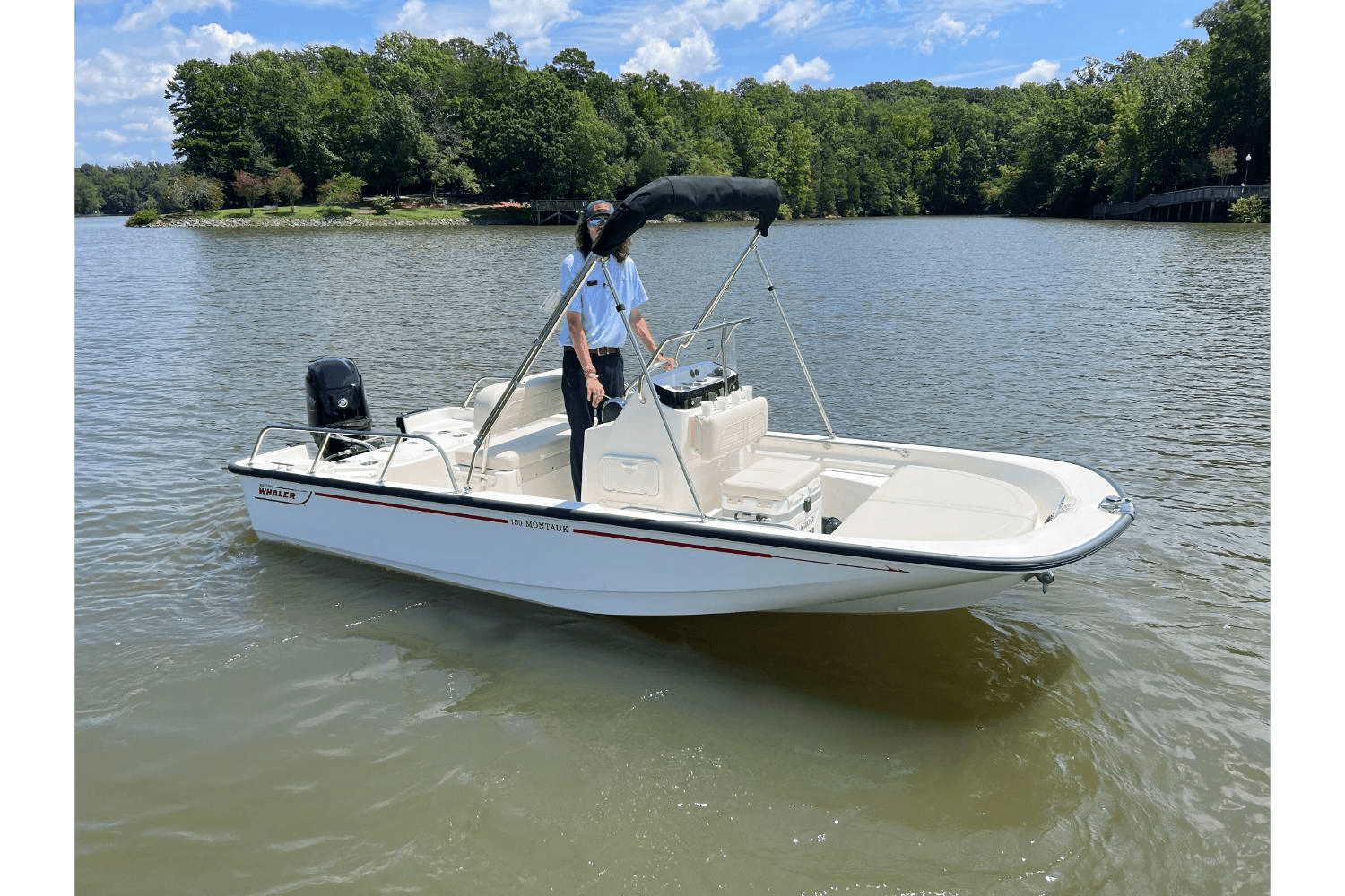 2025 Boston Whaler 150 Montauk Image Thumbnail #1