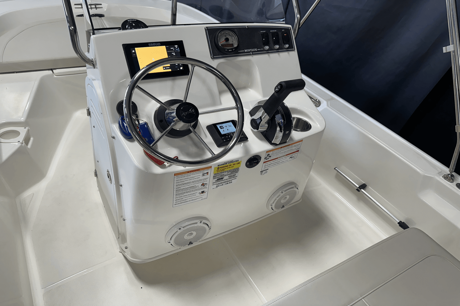 2025 Boston Whaler 150 Montauk Image Thumbnail #33