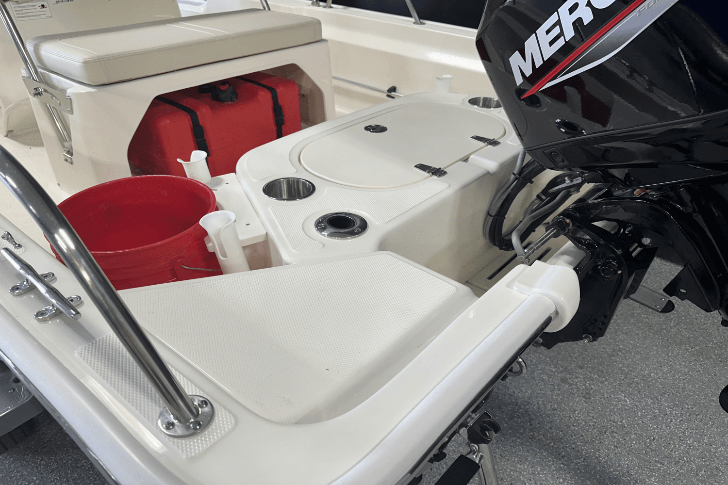 2025 Boston Whaler 150 Montauk Image Thumbnail #26