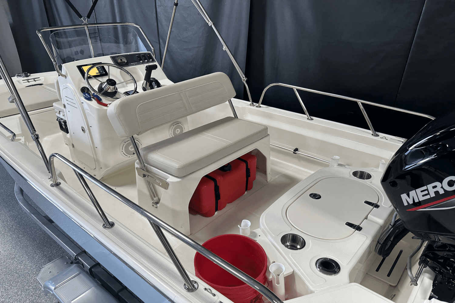 2025 Boston Whaler 150 Montauk Image Thumbnail #20