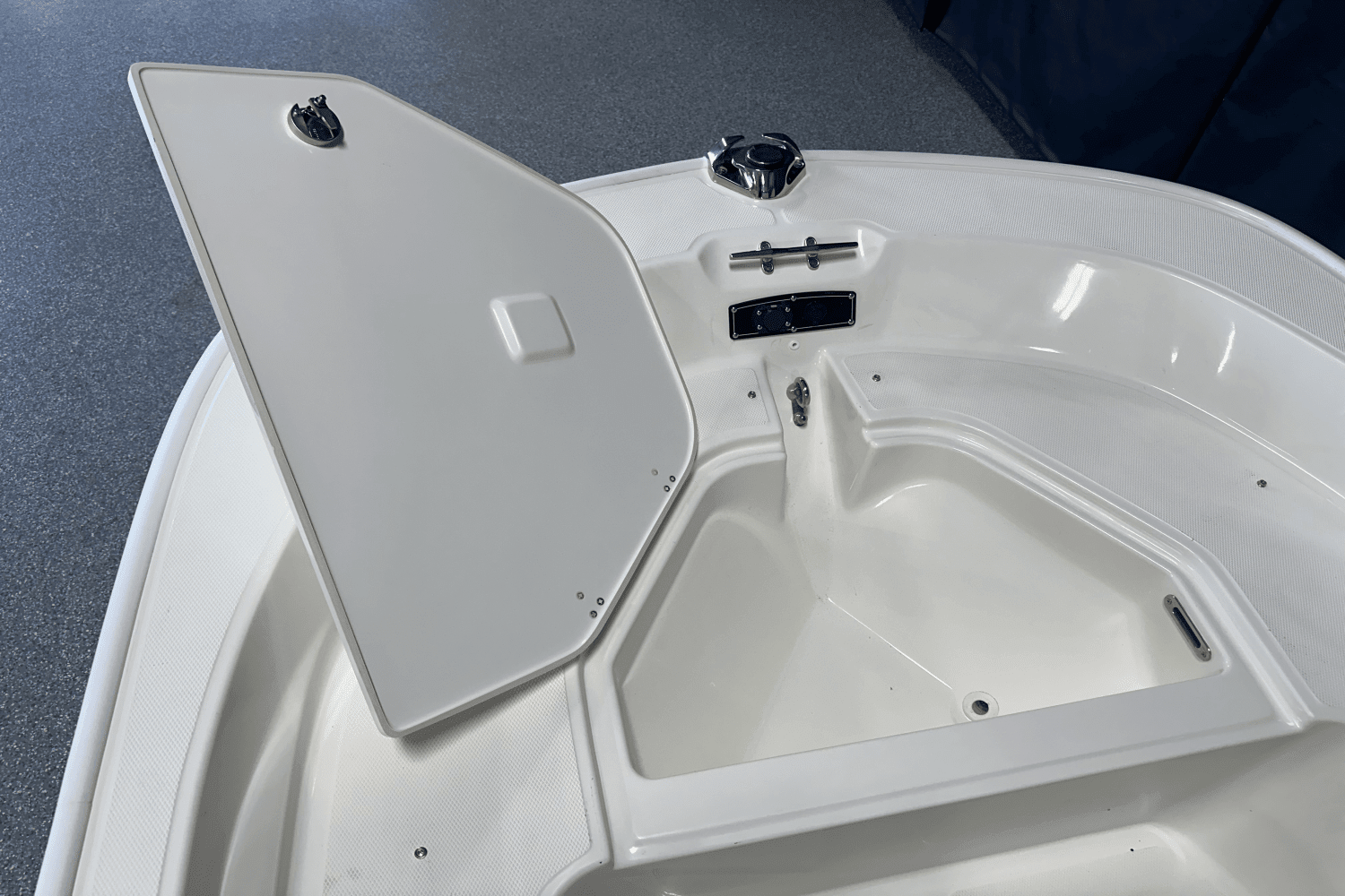 2025 Boston Whaler 150 Montauk Image Thumbnail #51