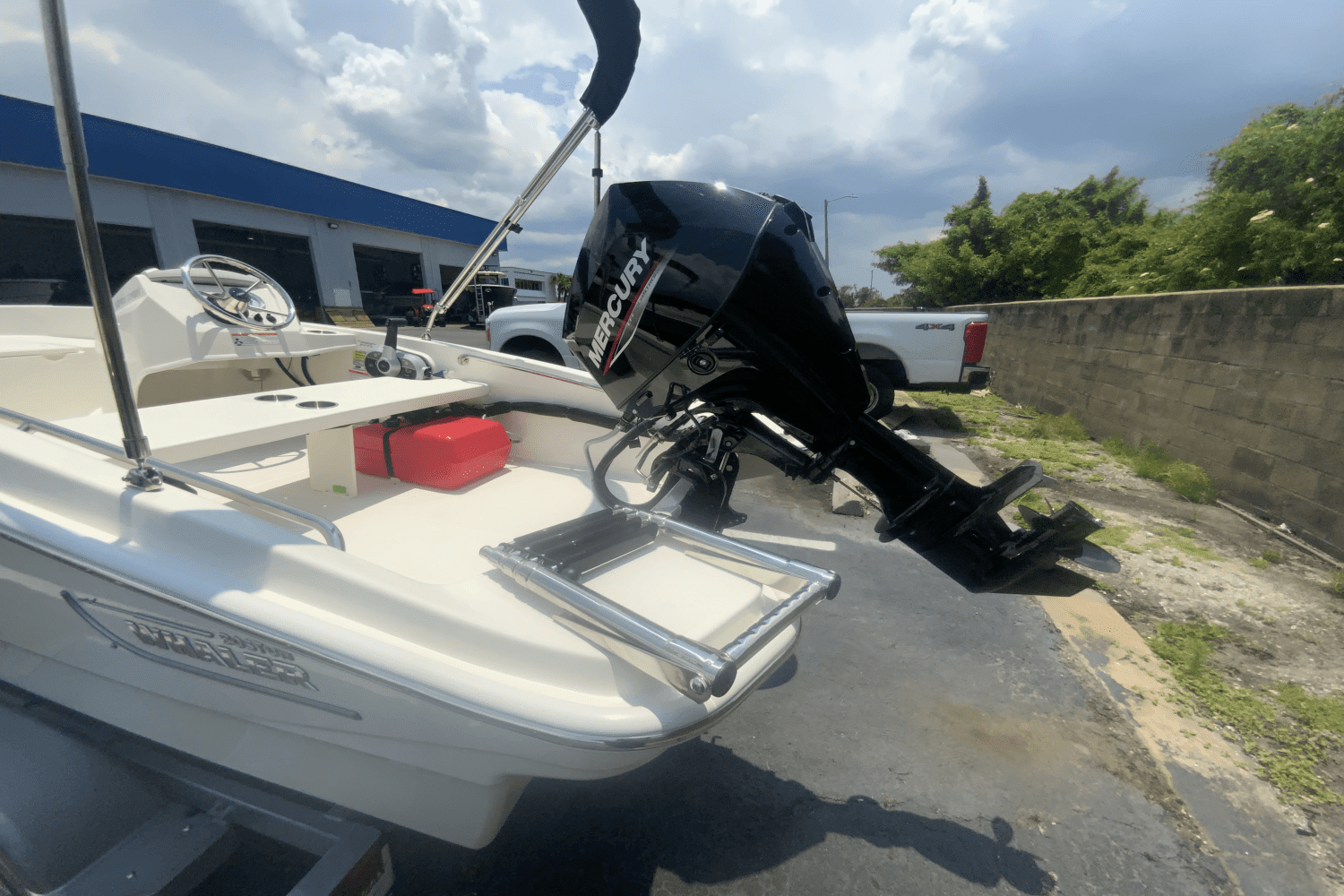 Thumbnail 3 for 2024 Boston Whaler 130 Super Sport