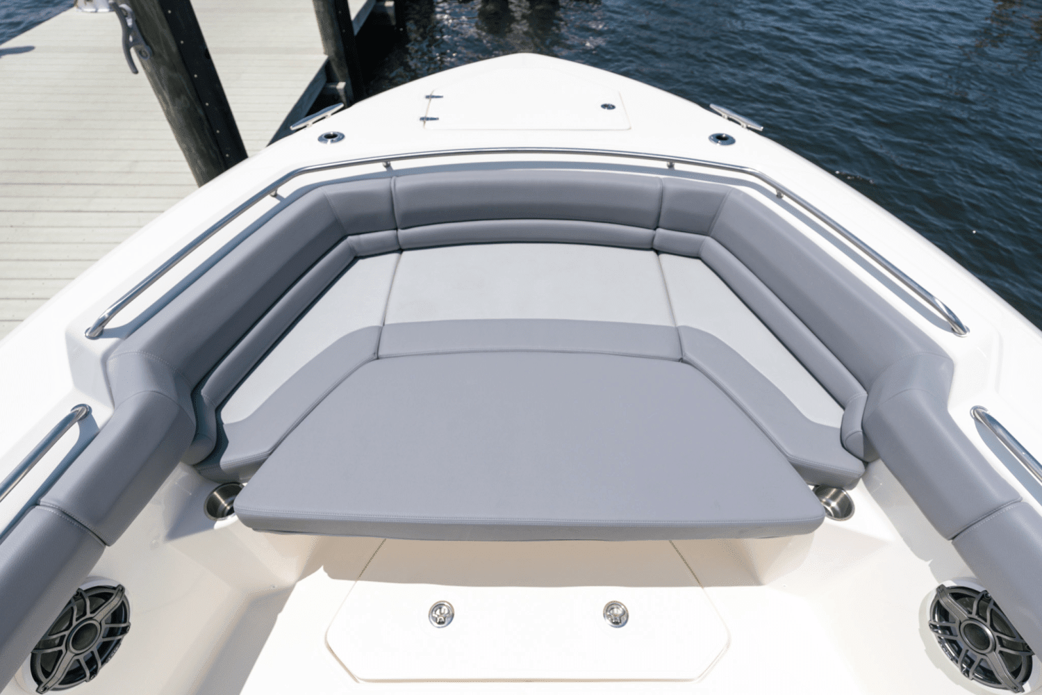 2024 Boston Whaler 330 Outrage Image Thumbnail #10