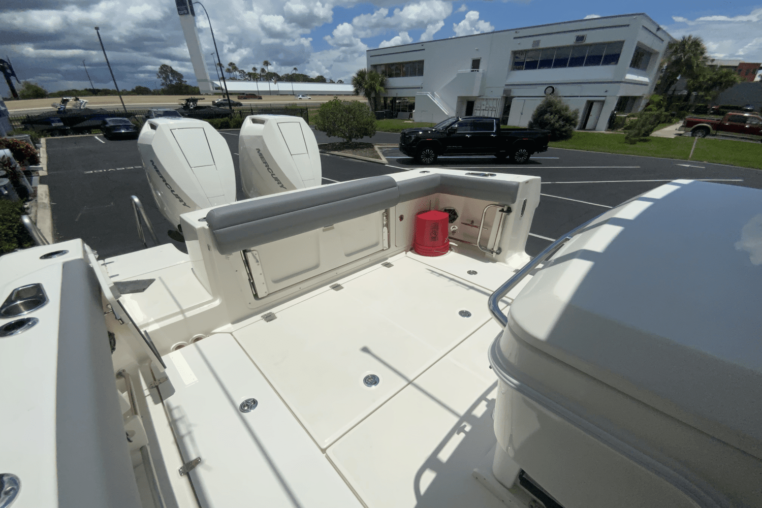 2024 Boston Whaler 330 Outrage Image Thumbnail #14