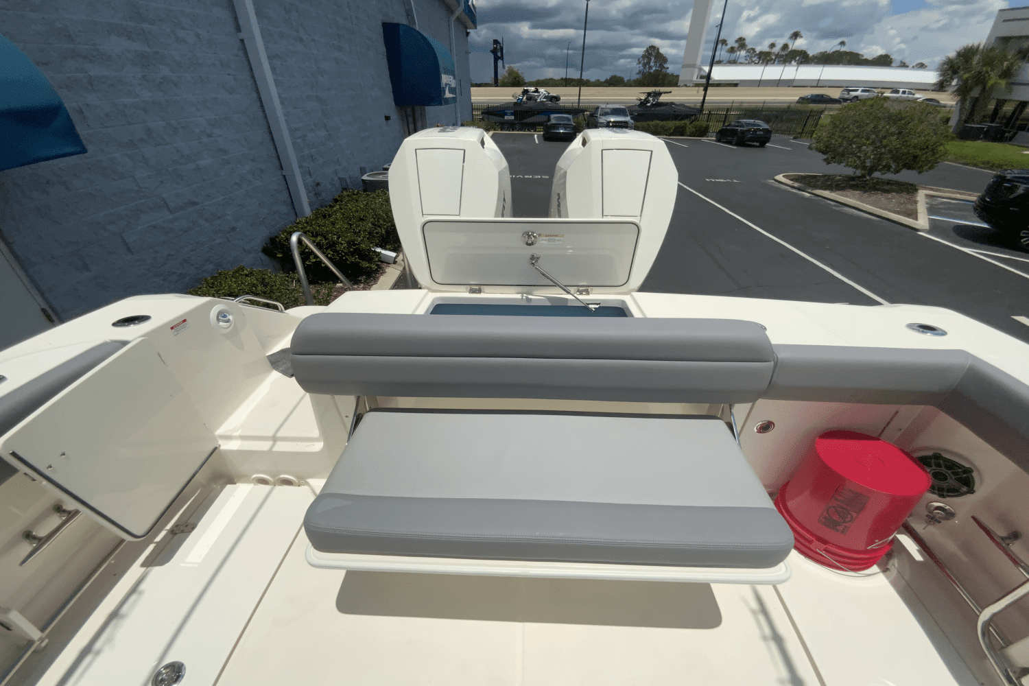 2024 Boston Whaler 330 Outrage Image Thumbnail #15