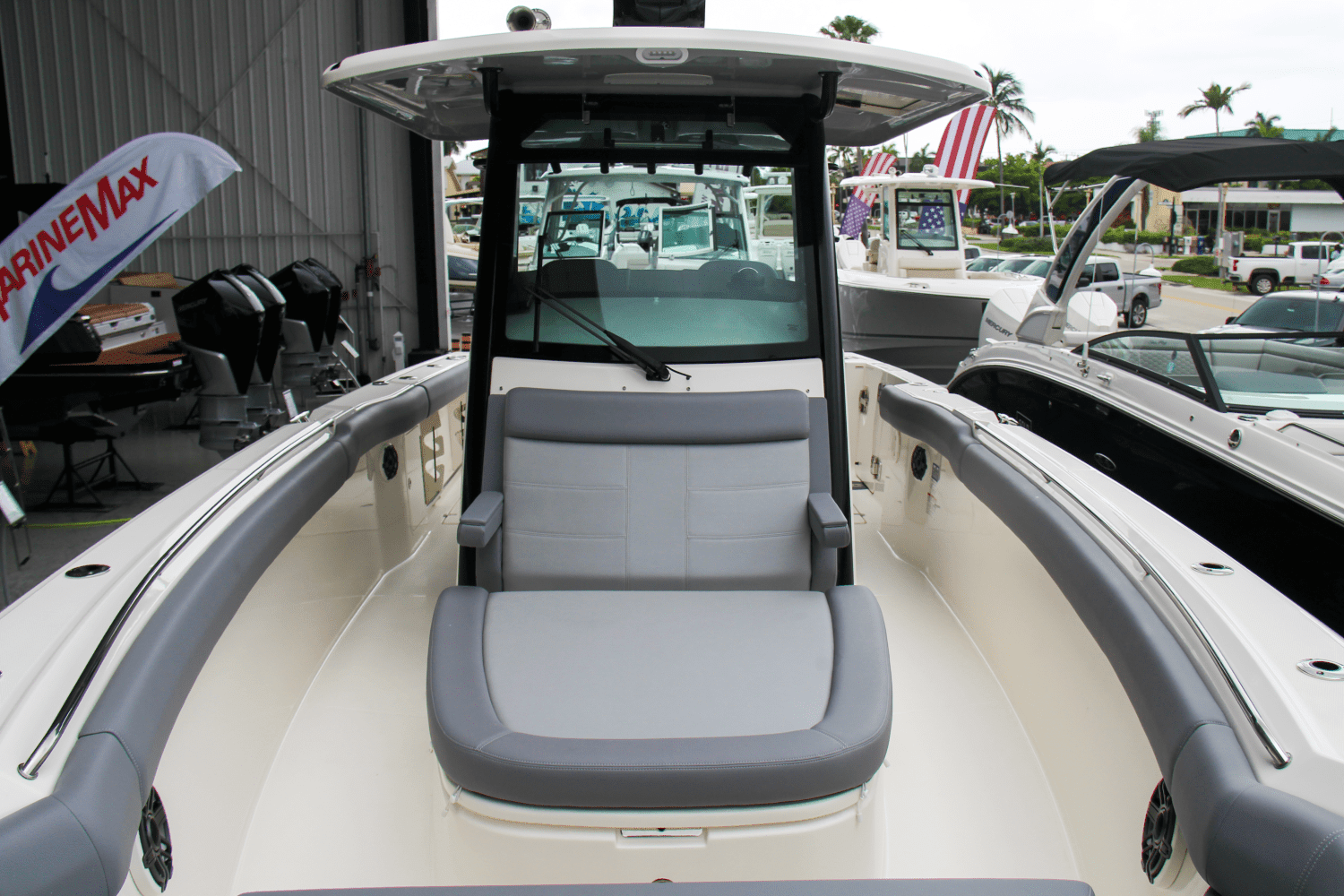 2024 Boston Whaler 330 Outrage Image Thumbnail #27