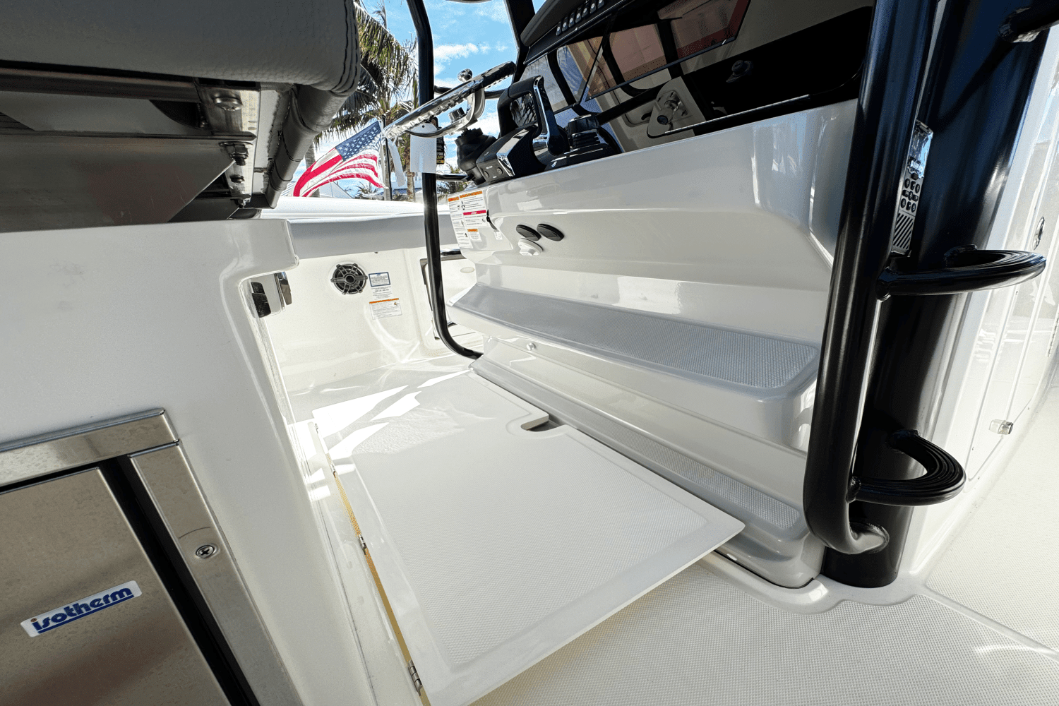 2024 Boston Whaler 330 Outrage Image Thumbnail #29