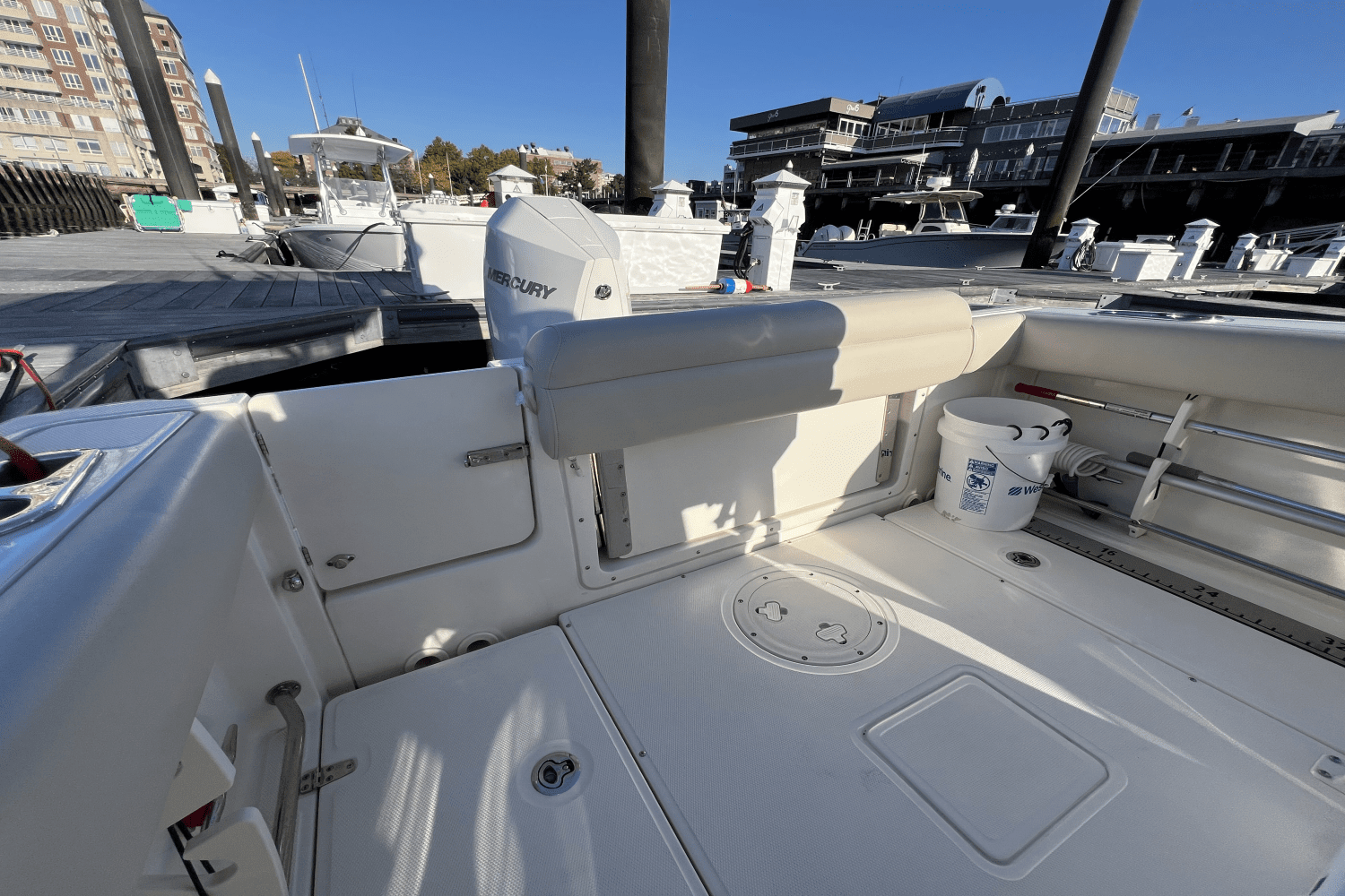 2022 Boston Whaler 230 OUTRAGE Image Thumbnail #12