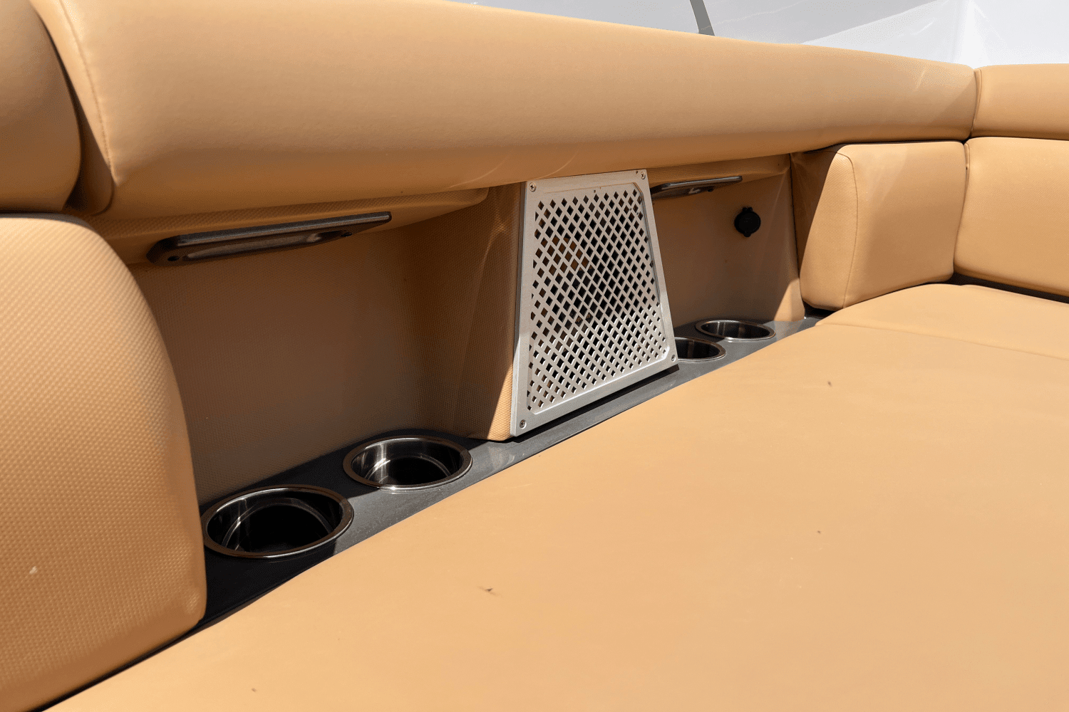 2024 Aviara AV40 Image Thumbnail #29