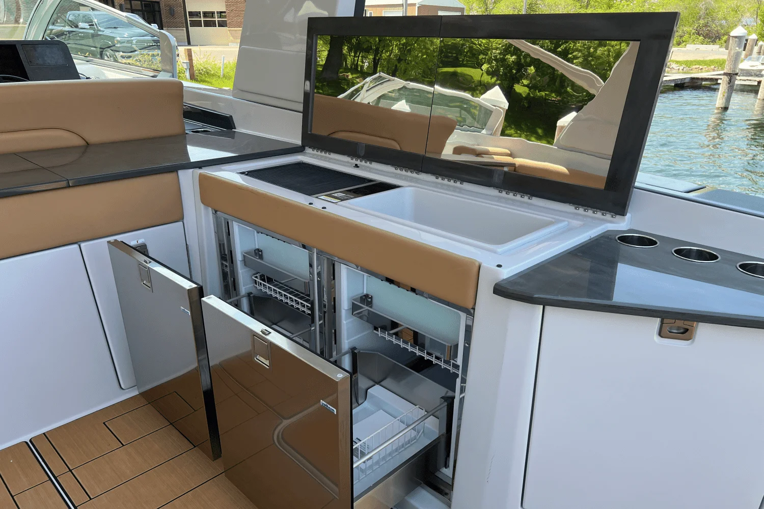 2024 Aviara AV40 Image Thumbnail #18