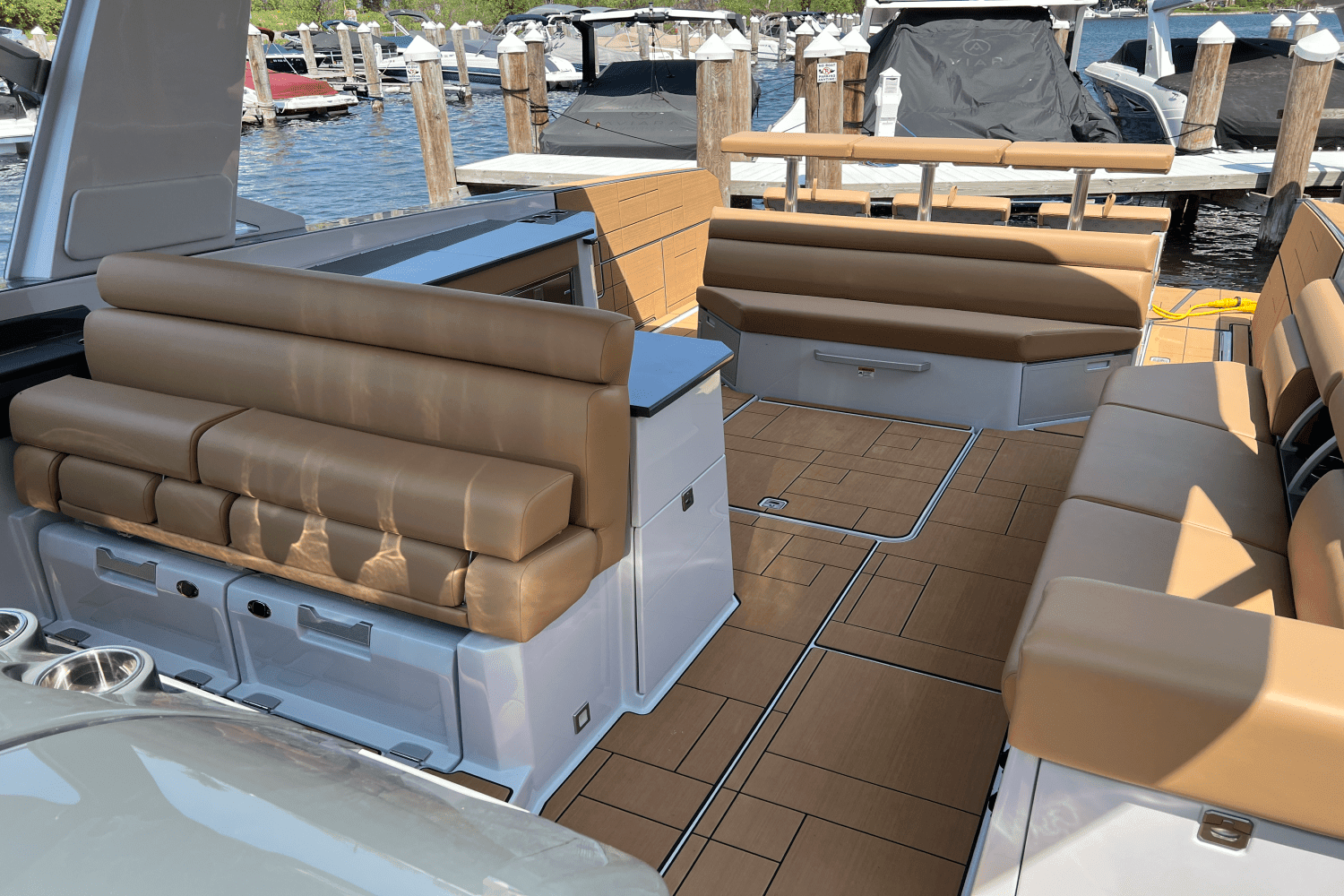 2024 Aviara AV40 Image Thumbnail #13