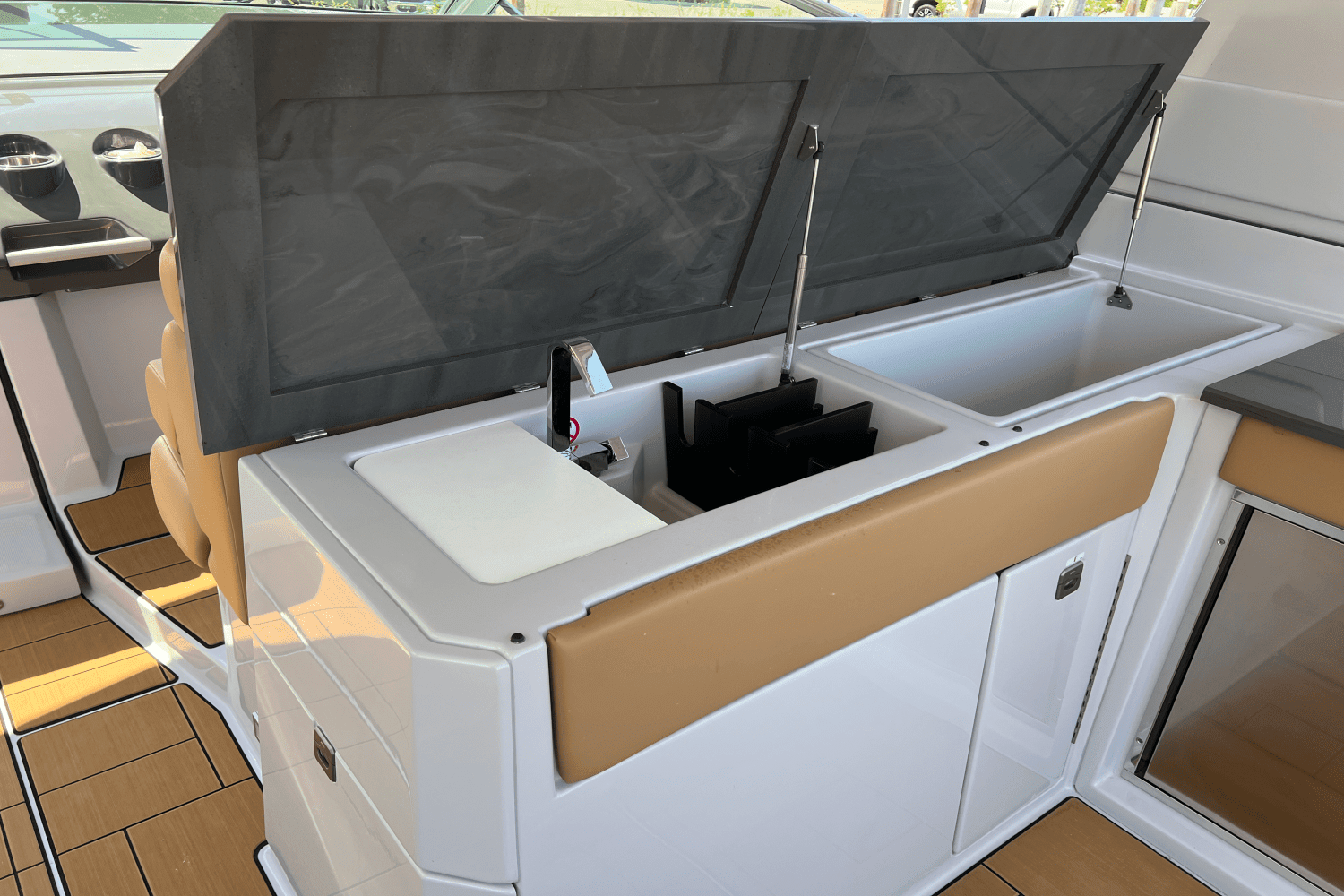 2024 Aviara AV40 Image Thumbnail #19