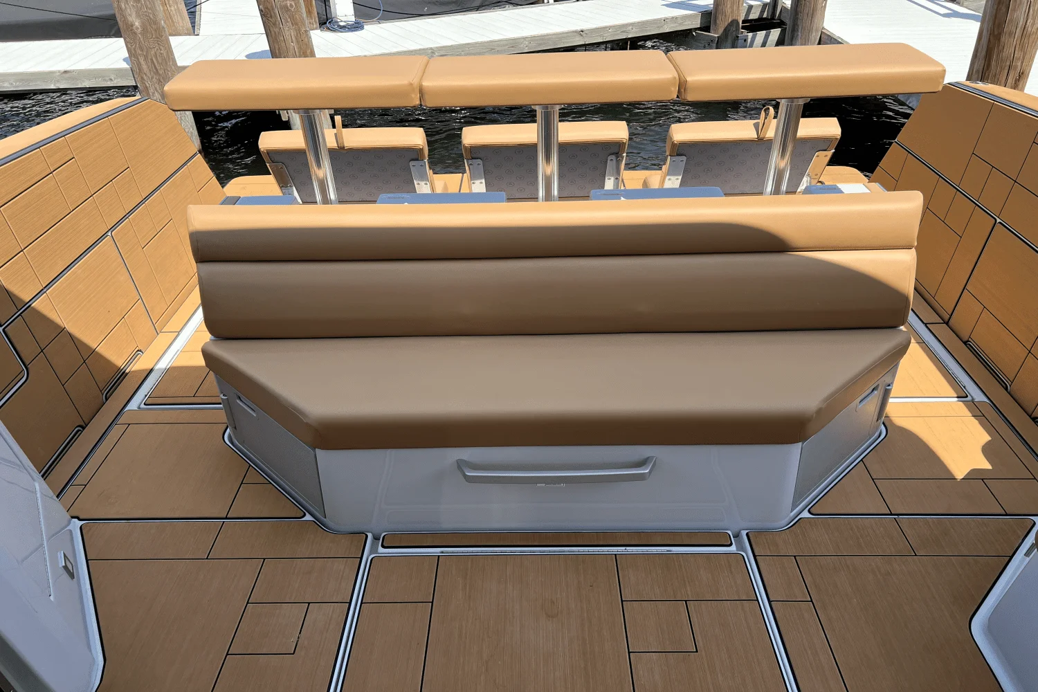 2024 Aviara AV40 Image Thumbnail #11