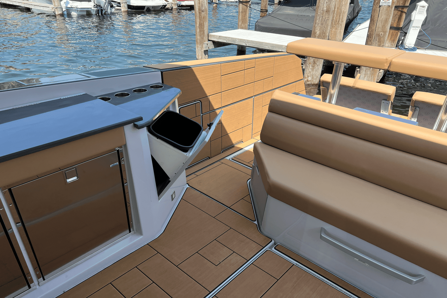 2024 Aviara AV40 Image Thumbnail #14