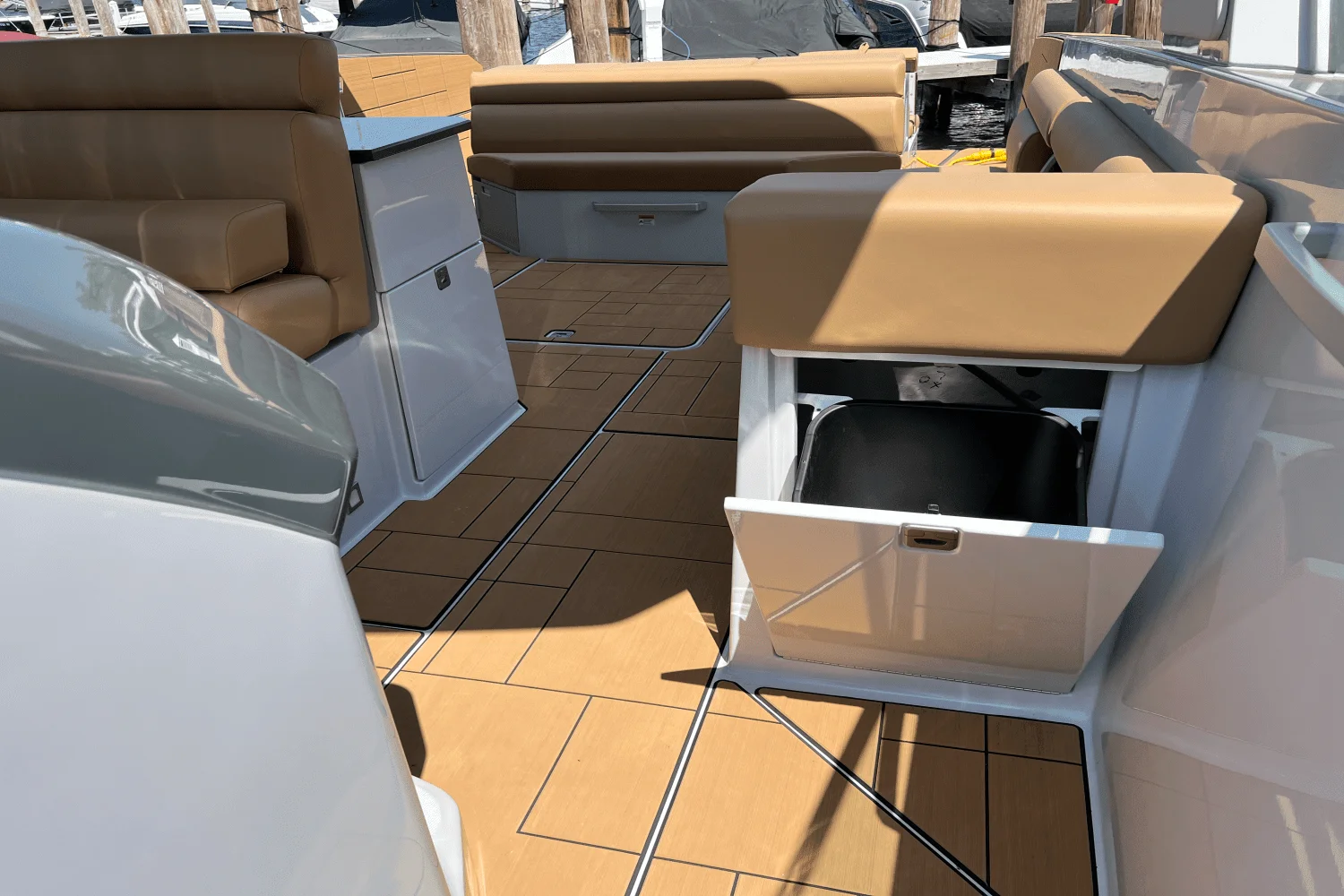 2024 Aviara AV40 Image Thumbnail #26