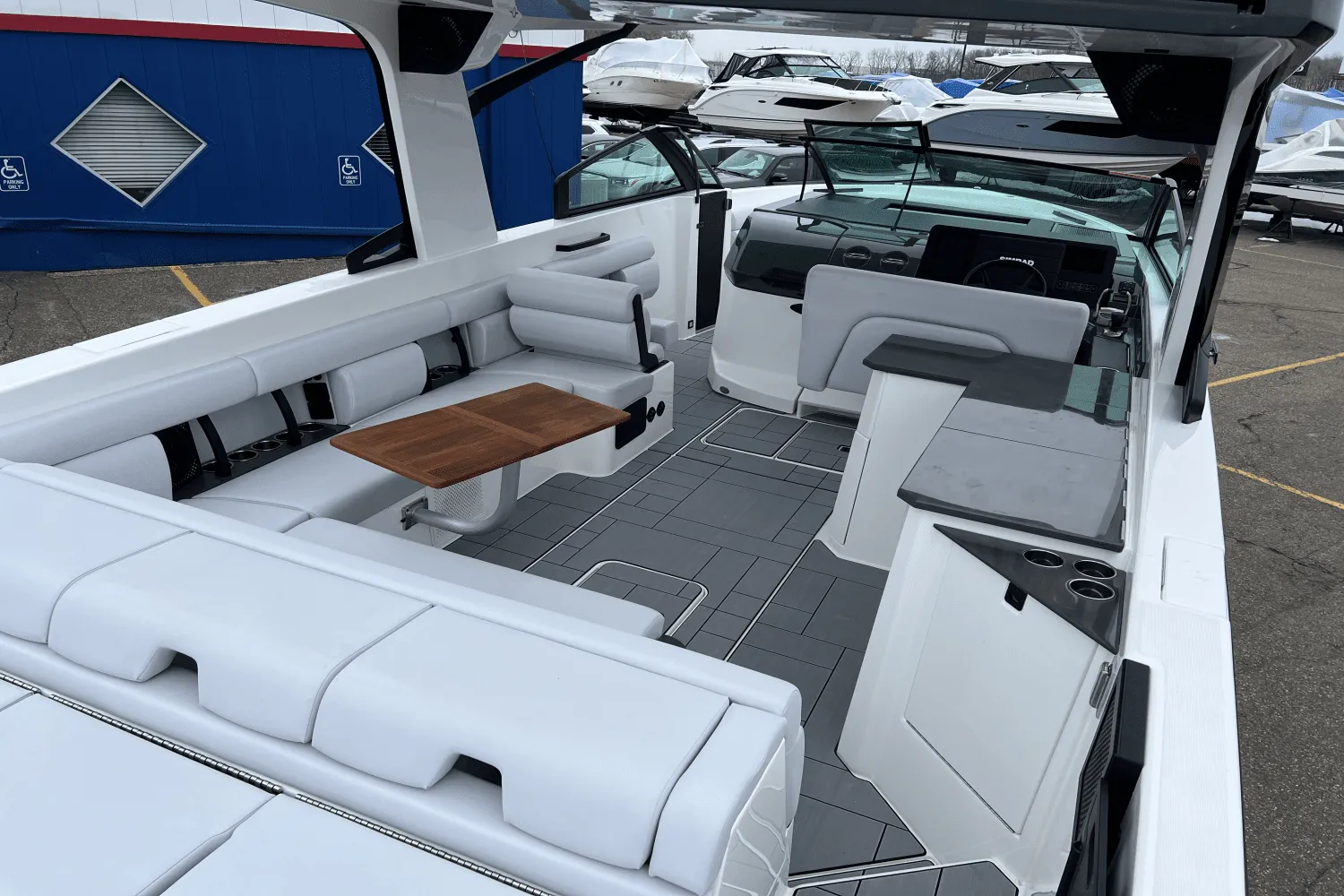 2024 Aviara AV36 Image Thumbnail #12