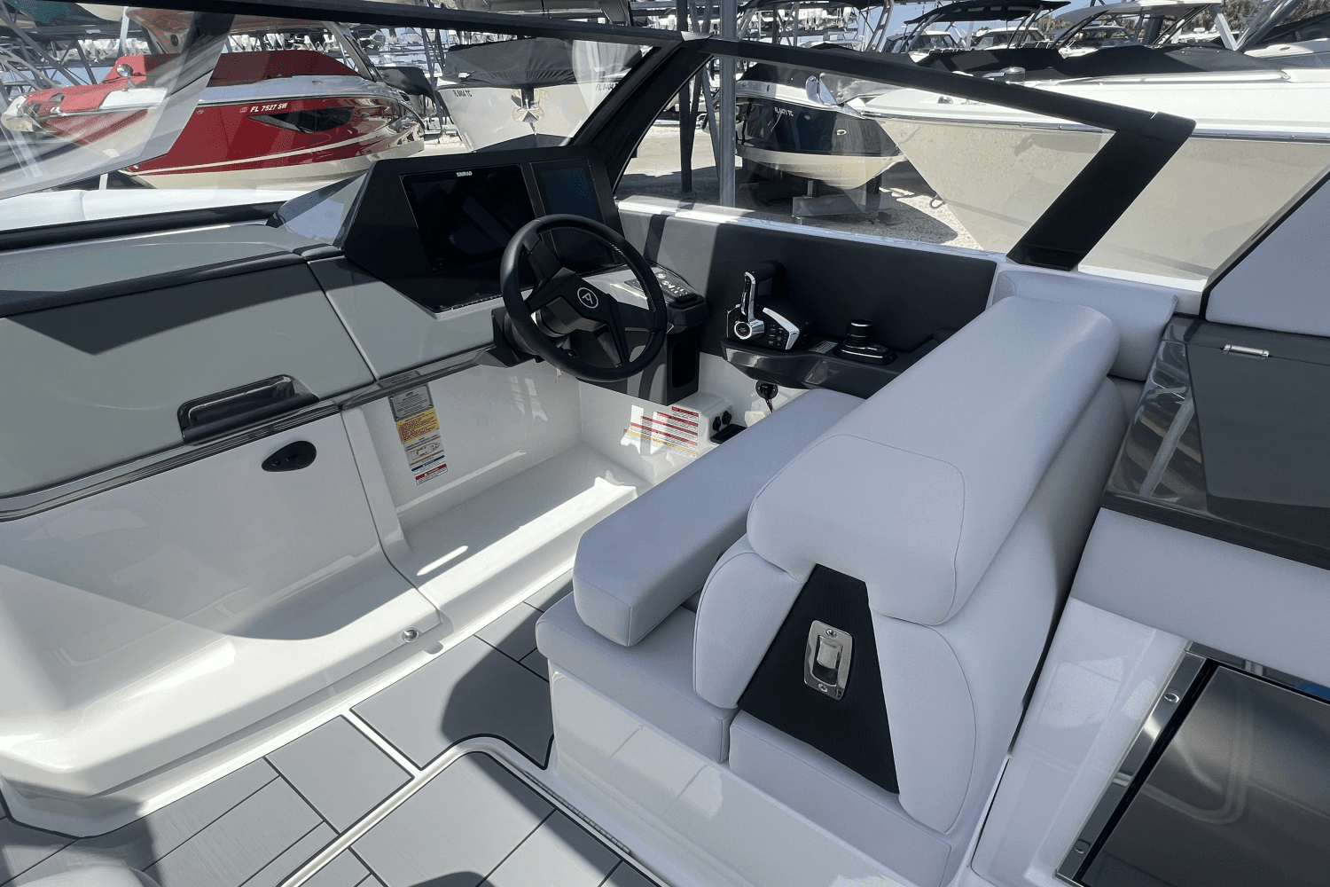 2024 Aviara AV28 Outboard Image Thumbnail #20