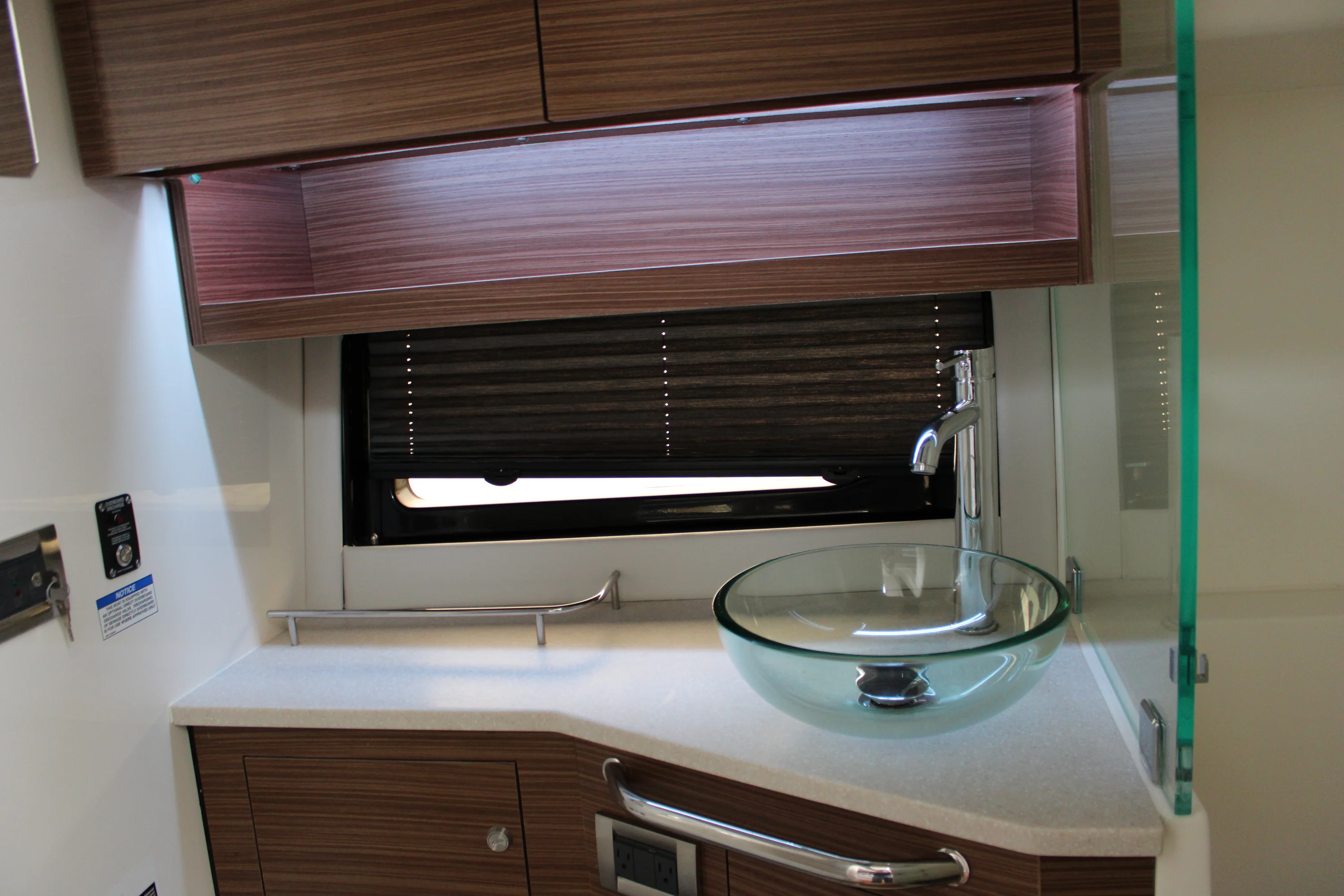2025 Boston Whaler 365 Conquest Image Thumbnail #20