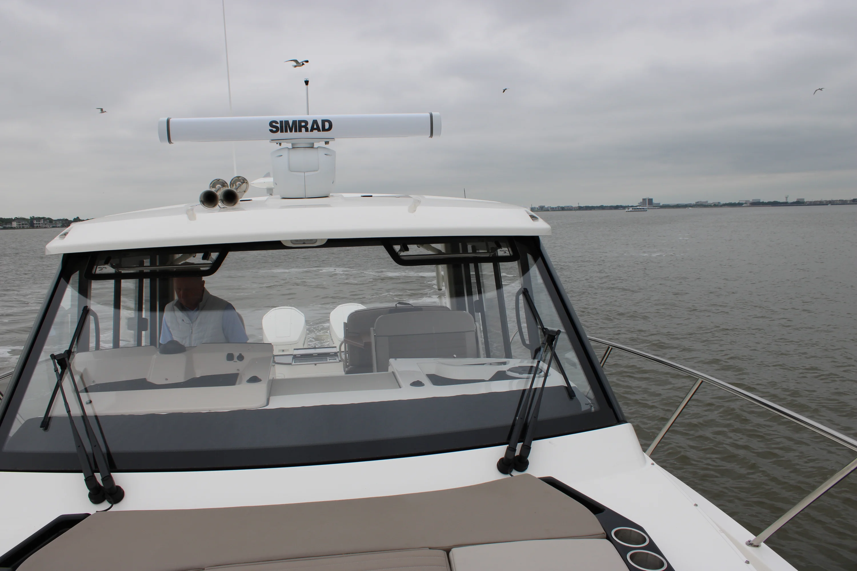 2025 Boston Whaler 365 Conquest Image Thumbnail #38