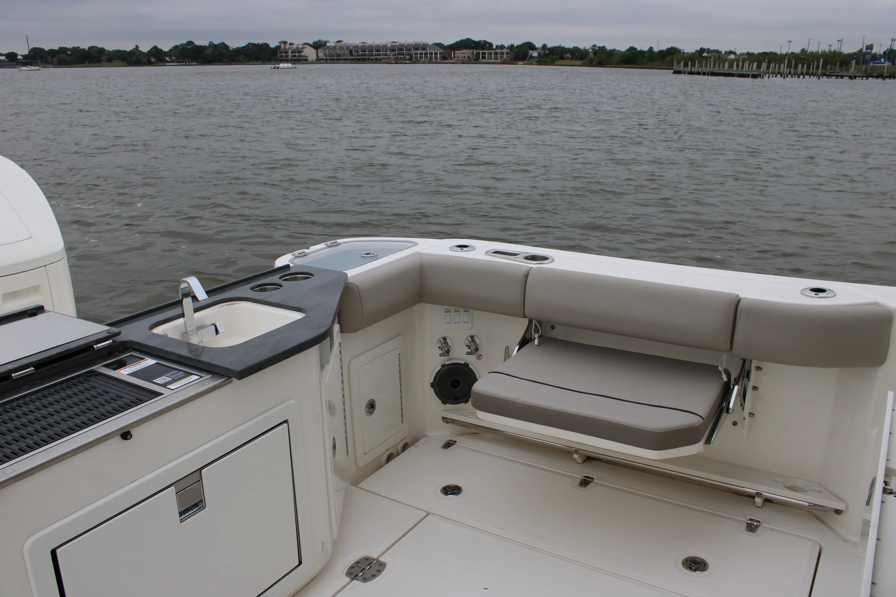 2025 Boston Whaler 365 Conquest Image Thumbnail #48