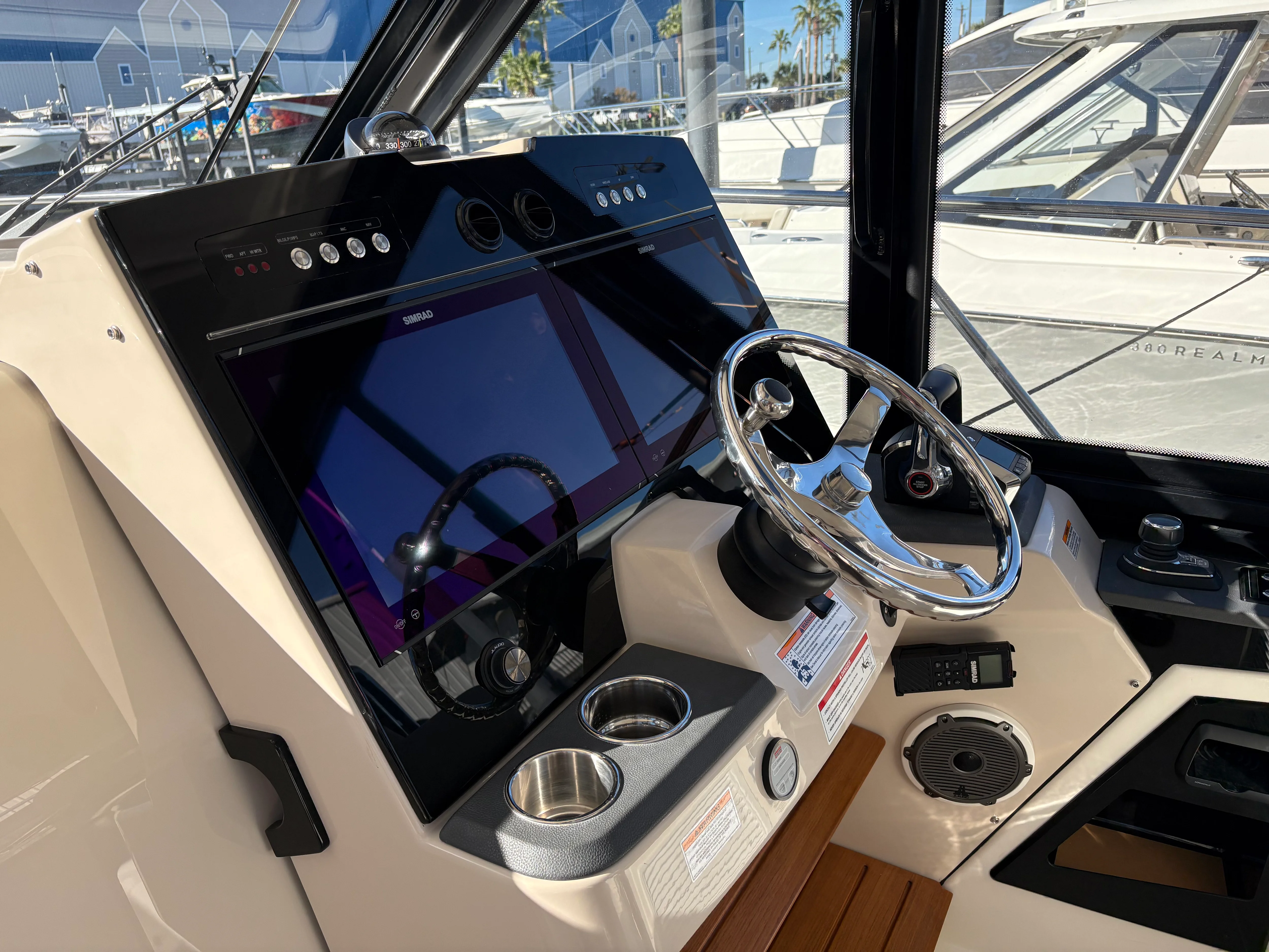 2025 Boston Whaler 365 Conquest Image Thumbnail #14