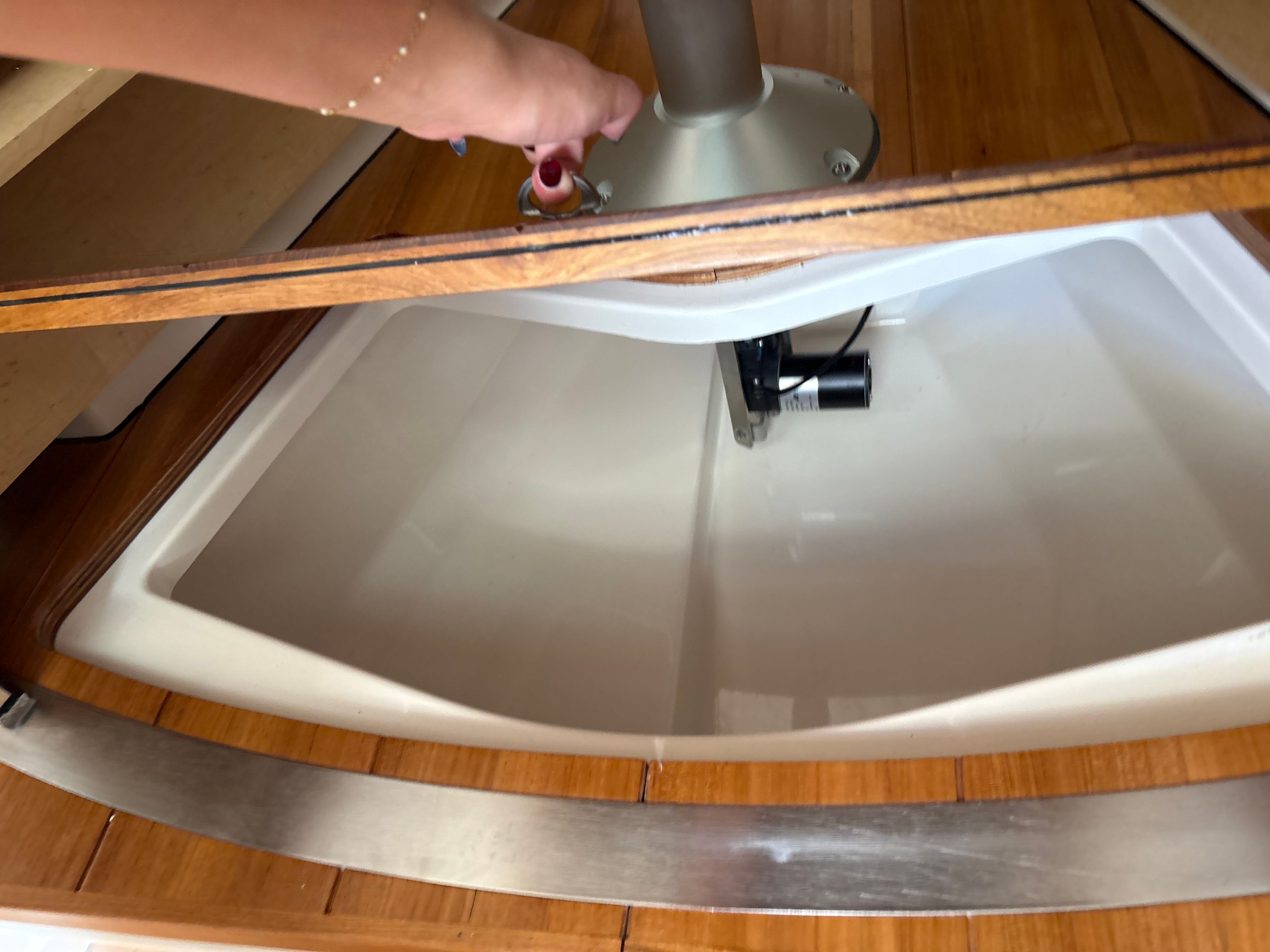 2025 Boston Whaler 365 Conquest Image Thumbnail #29