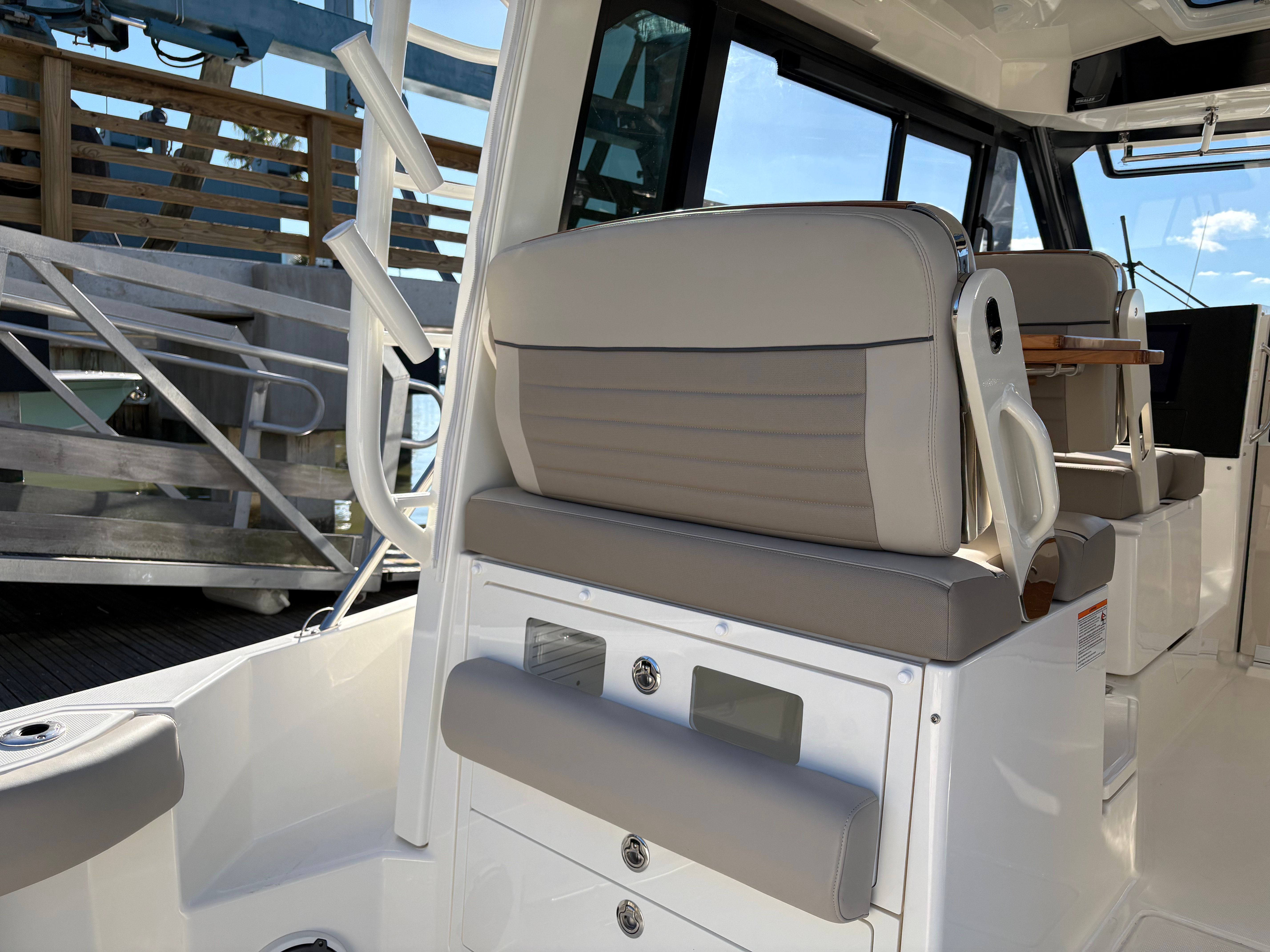 2025 Boston Whaler 365 Conquest Image Thumbnail #47