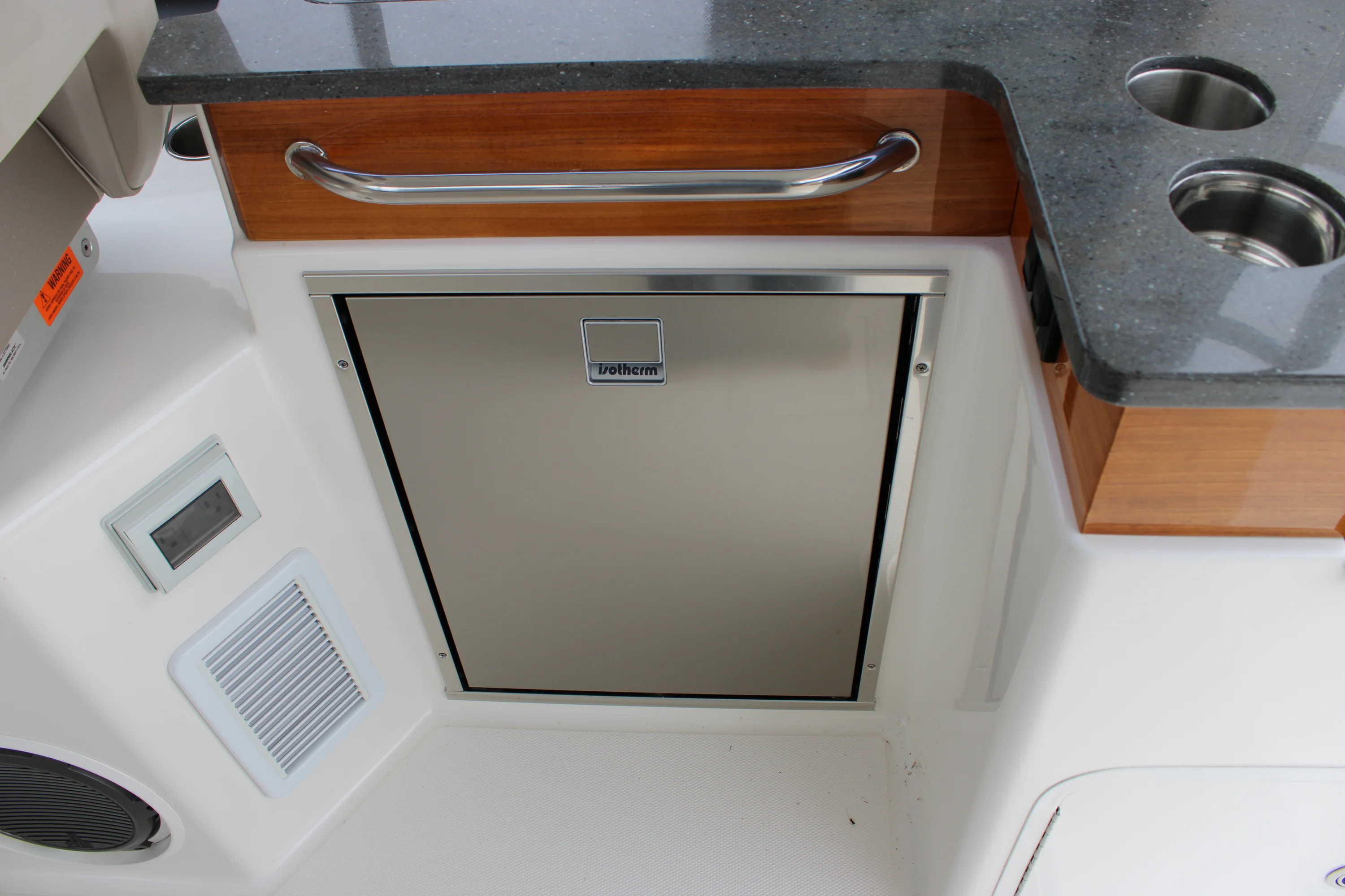 2025 Boston Whaler 365 Conquest Image Thumbnail #28