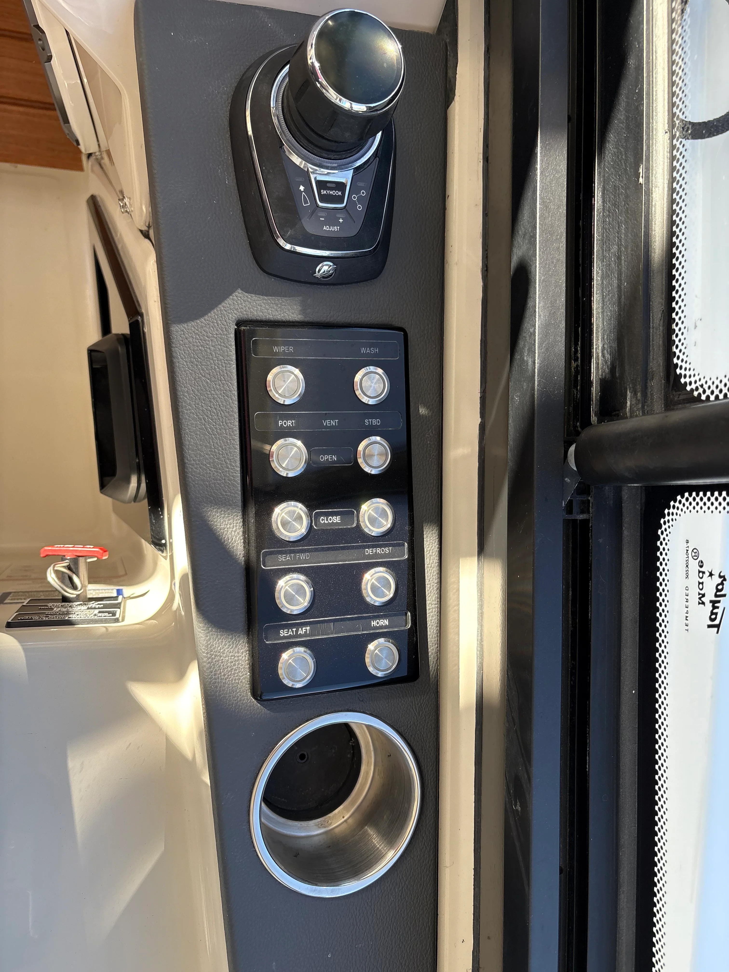 2025 Boston Whaler 365 Conquest Image Thumbnail #40