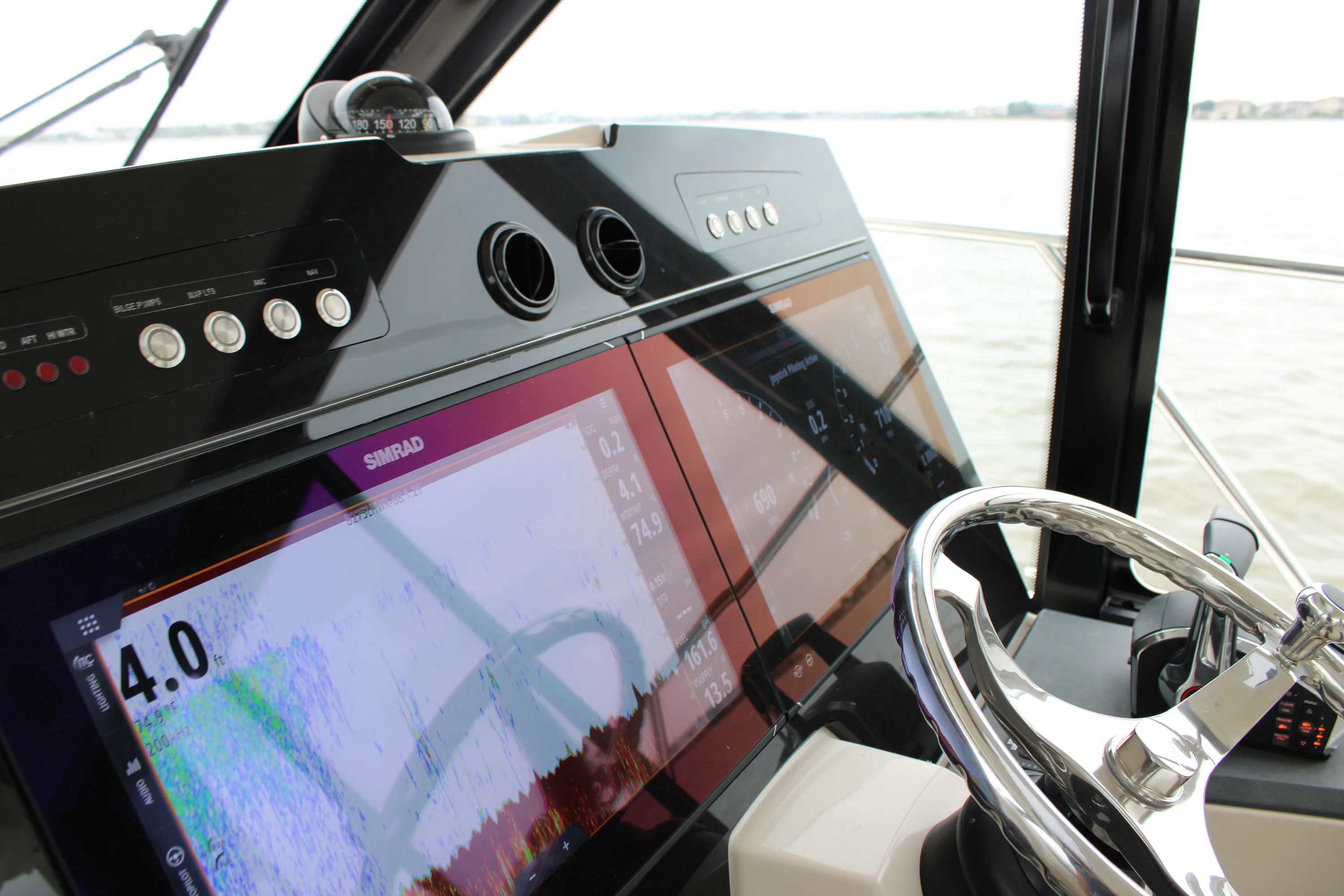 2025 Boston Whaler 365 Conquest Image Thumbnail #67