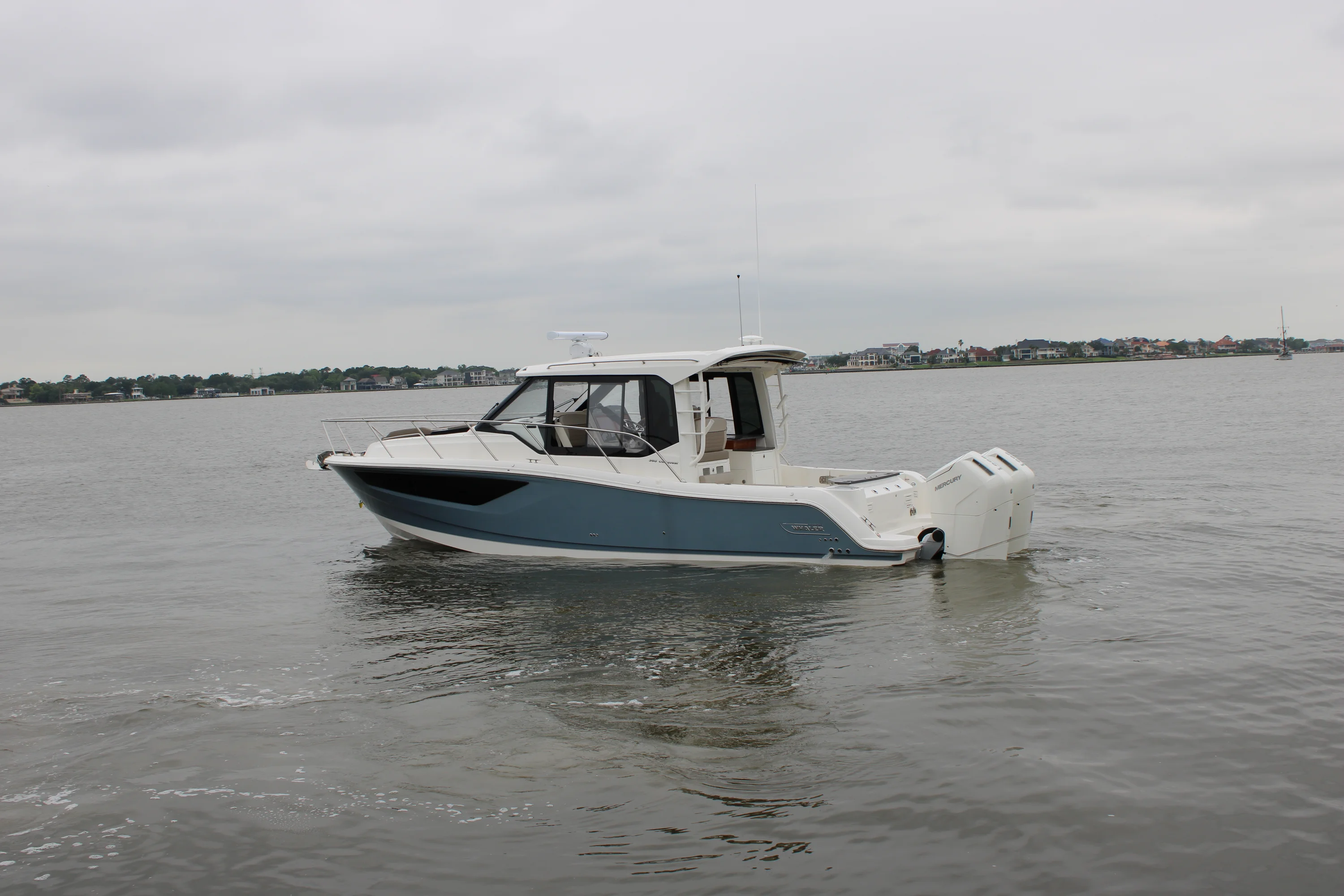 Thumbnail 2 for 2025 Boston Whaler 365 Conquest