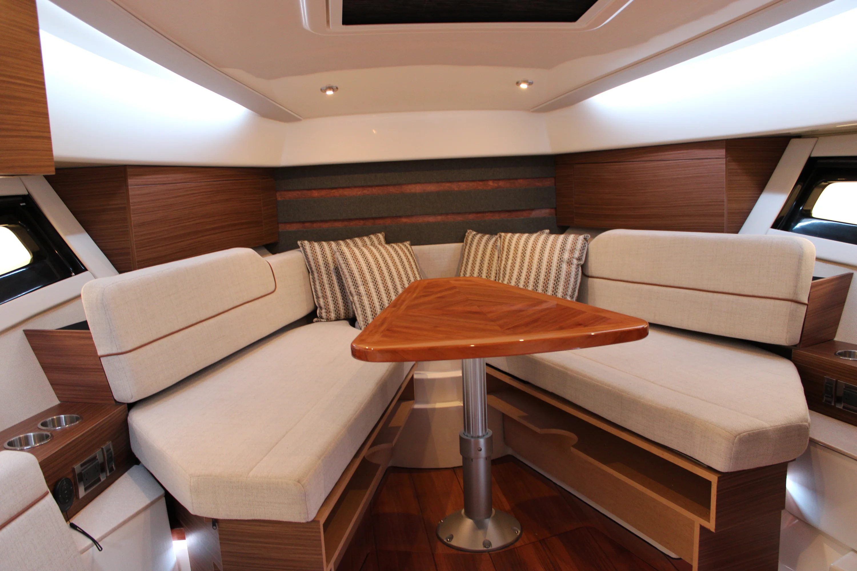 2025 Boston Whaler 365 Conquest Image Thumbnail #72