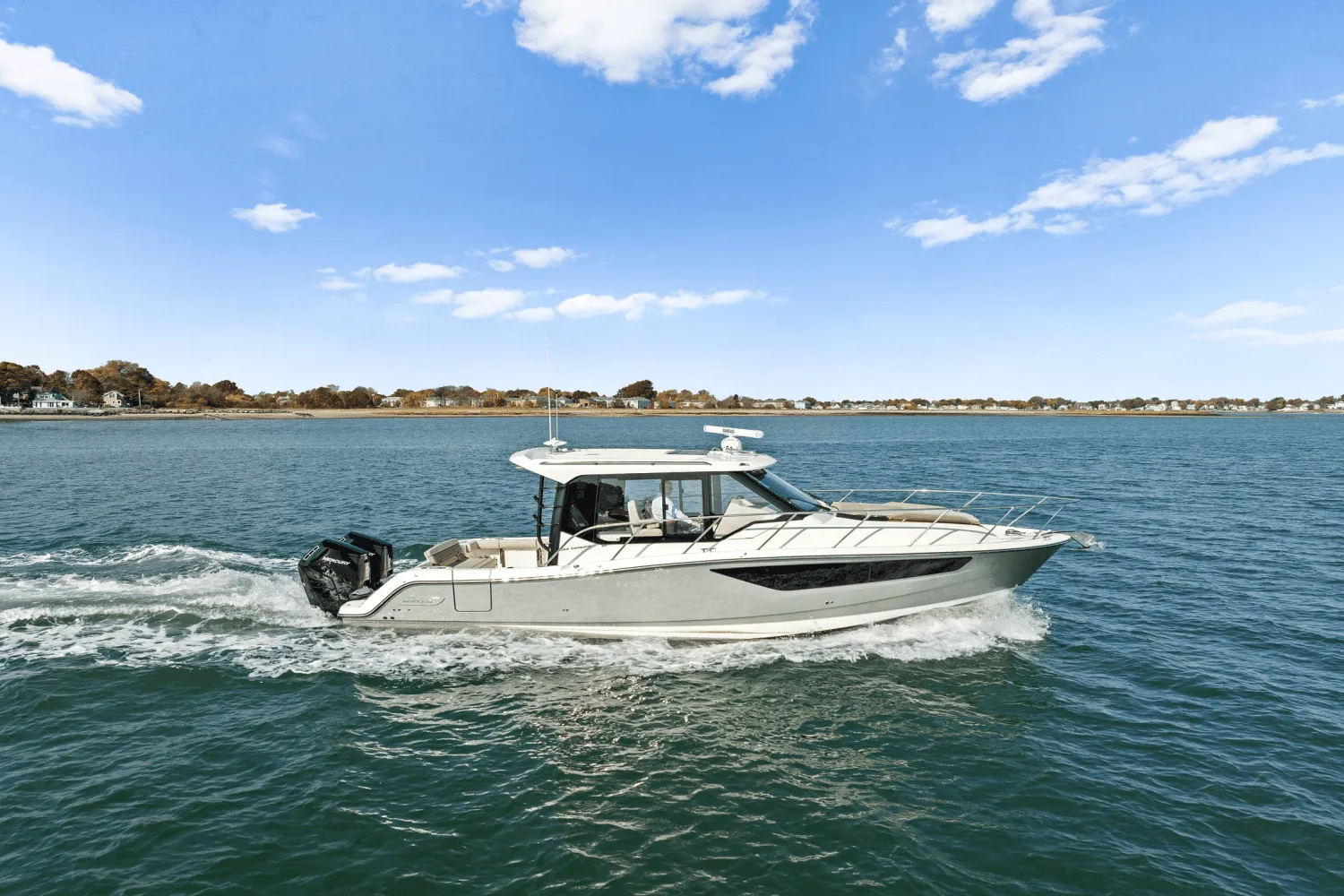 2025 Boston Whaler 365 Conquest Image Thumbnail #64