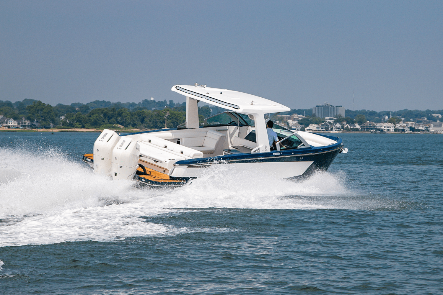 2024 Aviara AV32 Outboard Image Thumbnail #10