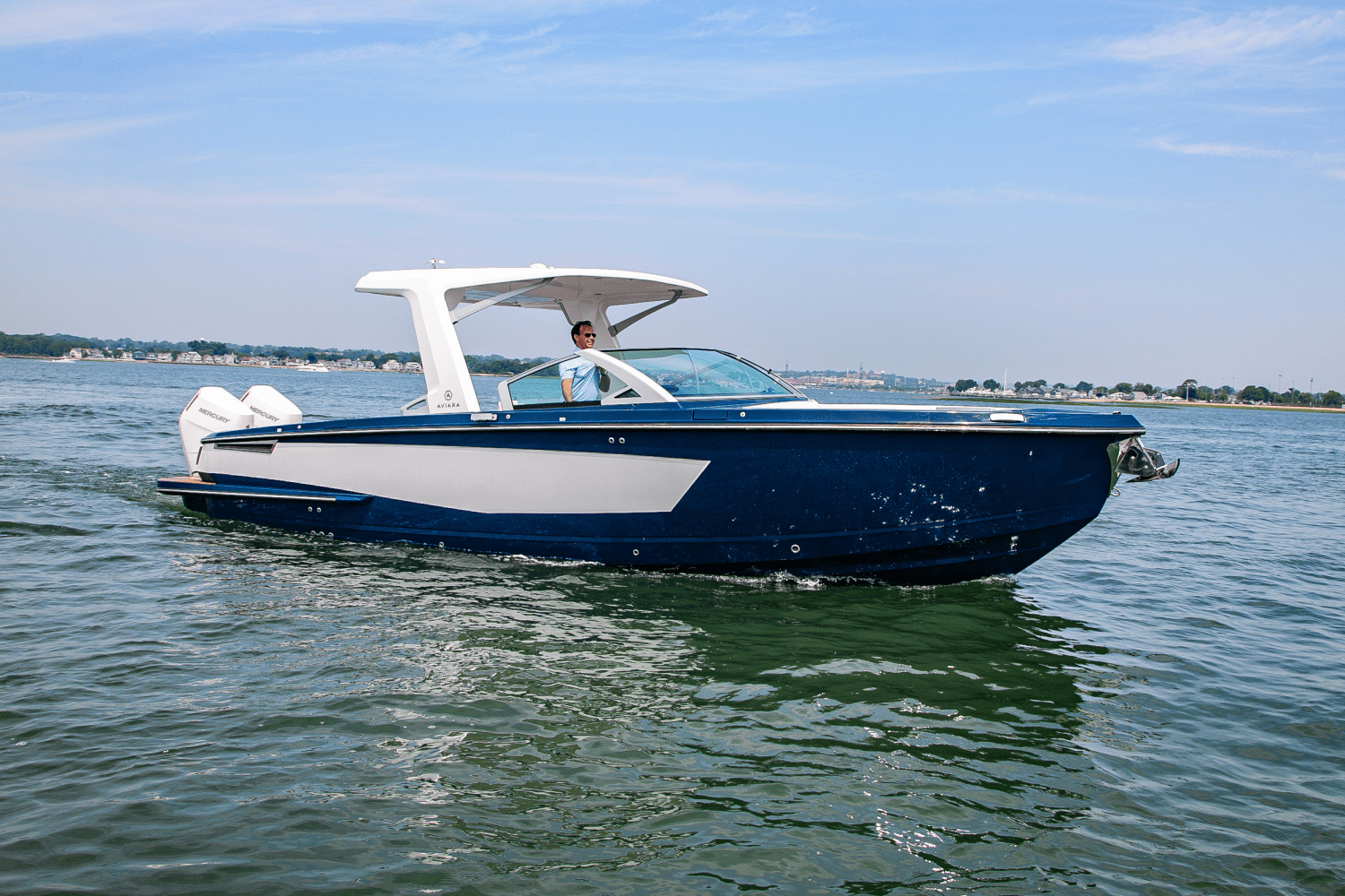 2024 Aviara AV32 Outboard Image Thumbnail #1