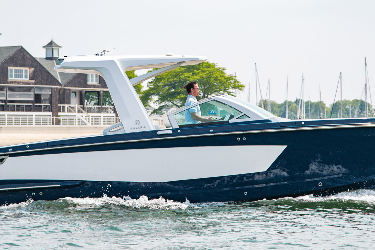2024 Aviara AV32 Outboard Image Thumbnail #6