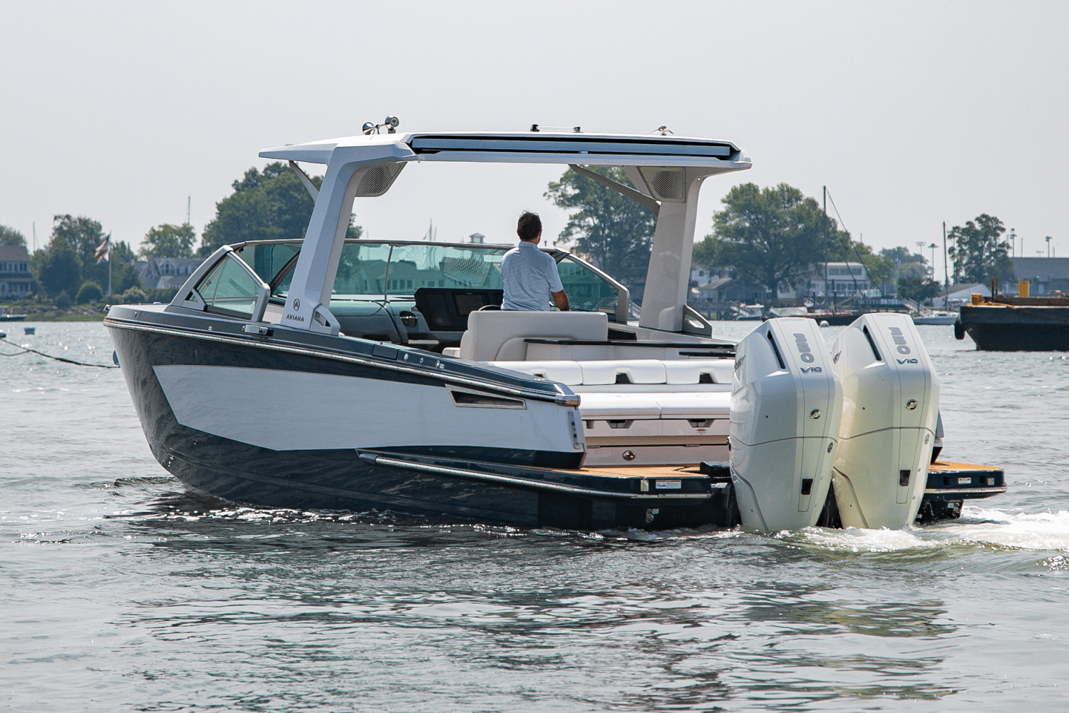 2024 Aviara AV32 Outboard Image Thumbnail #4