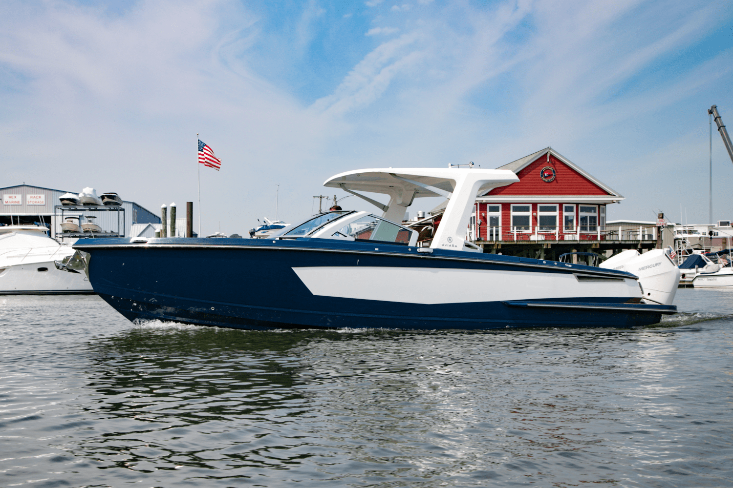 2024 Aviara AV32 Outboard Image Thumbnail #2